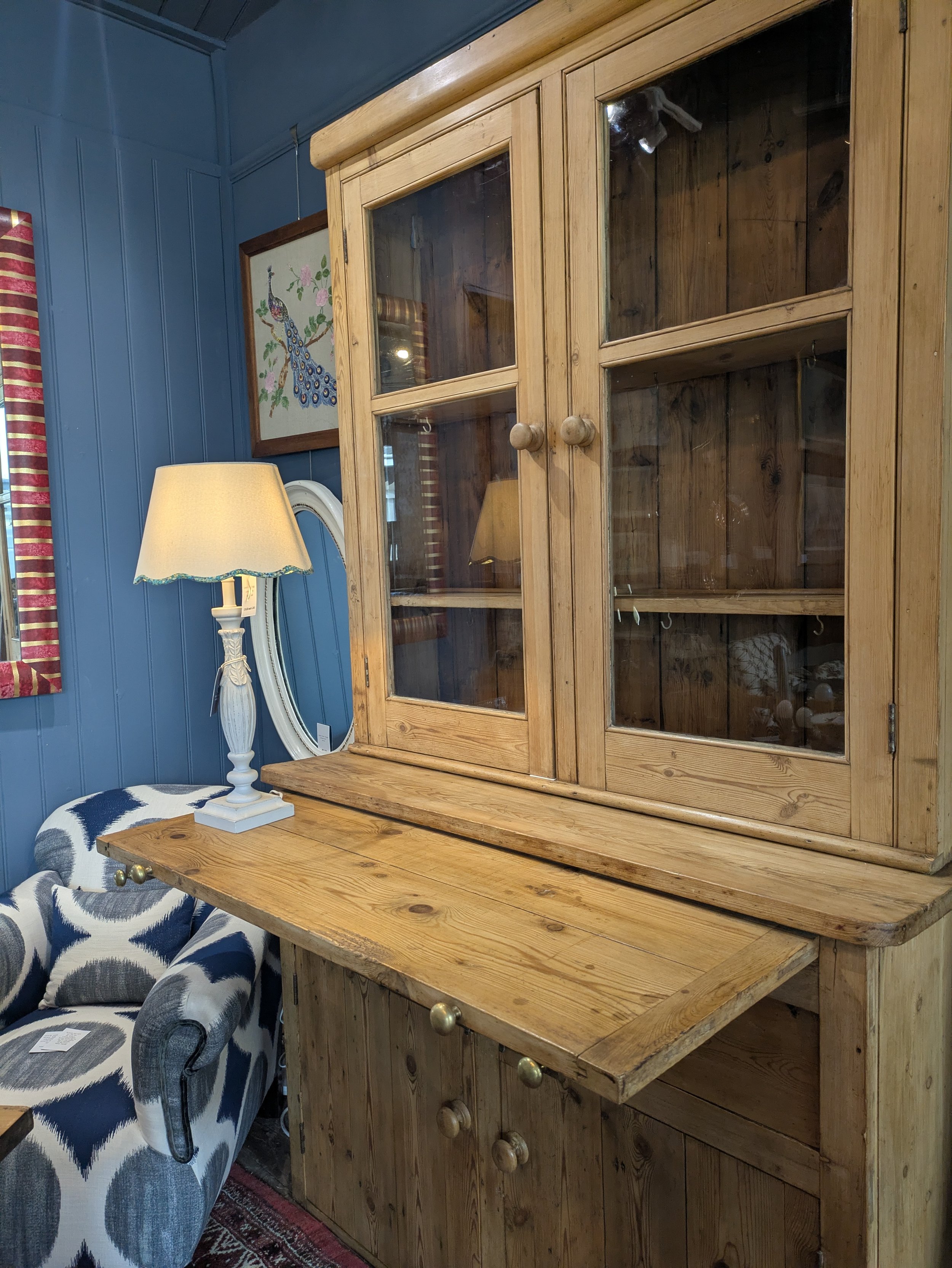 pine dresser9.jpg