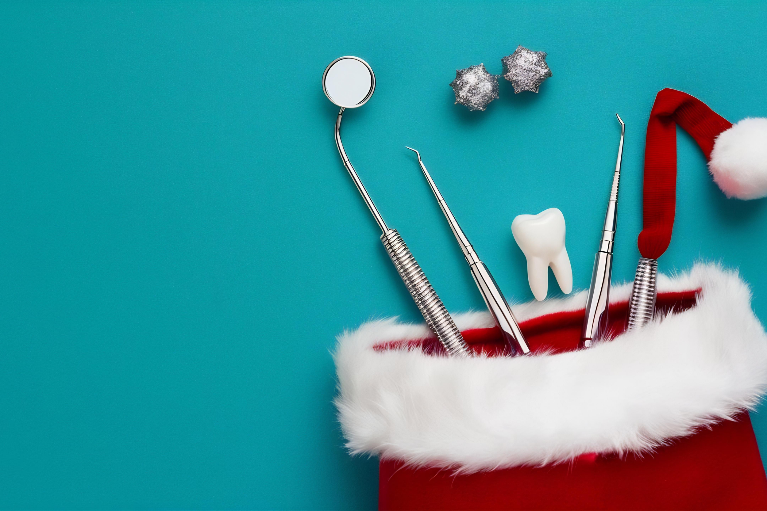 5 Holiday Survival Tips Dentists Can Share With Clear Aligner Patients