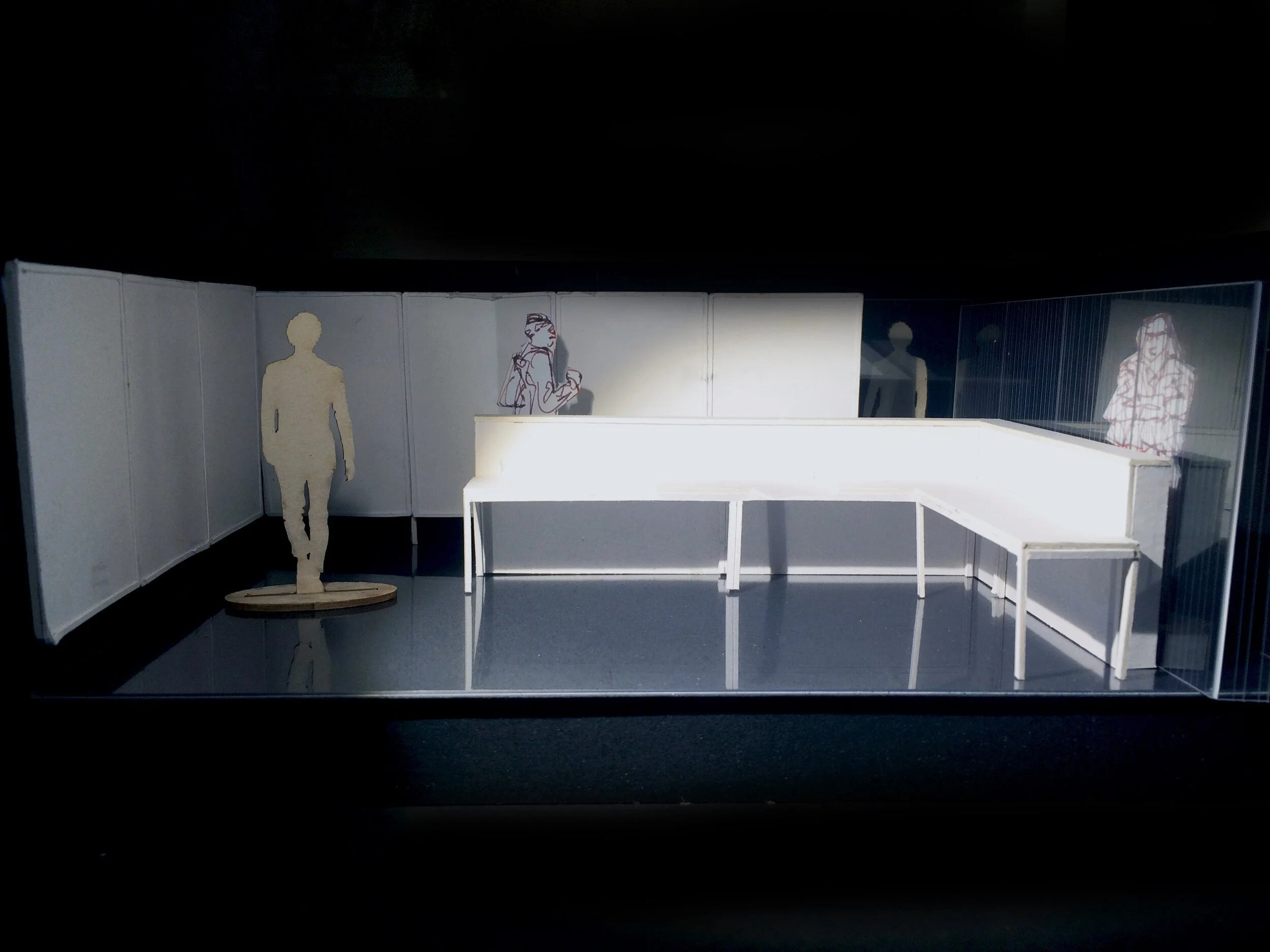 White card scale model at 1:25.