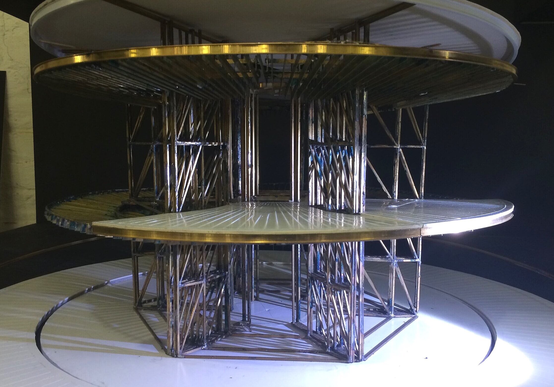 Elysium (Norweigan National Opera) designed by Leslie Travers