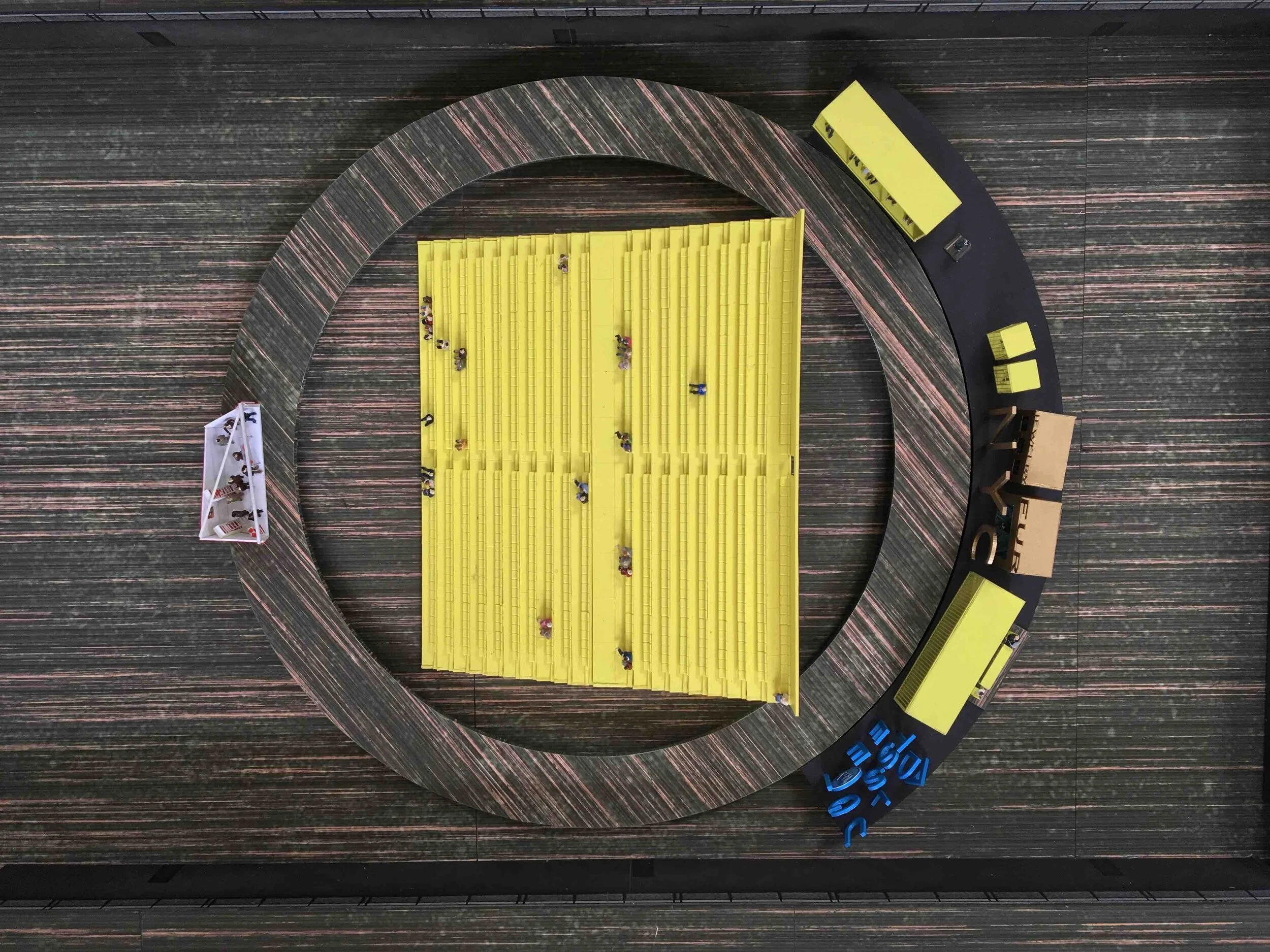 Scale model at 1:100.