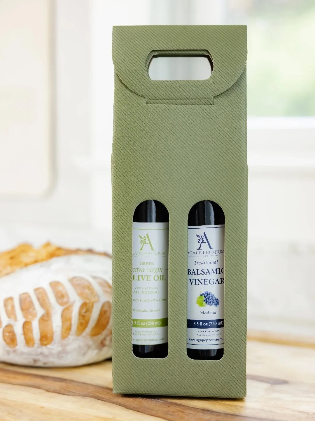 🌲Holiday Market Weekend Is Here 🎁

This weekend is full of festive magic and we can&rsquo;t wait to see you 🤍

📍 Saturday:
&bull; @westportfarmersmarket 10am-2pm 
&bull; @larchmontfarmersmarketny @downtoearthmkts
&bull; @downtownwhiteplains.bid

