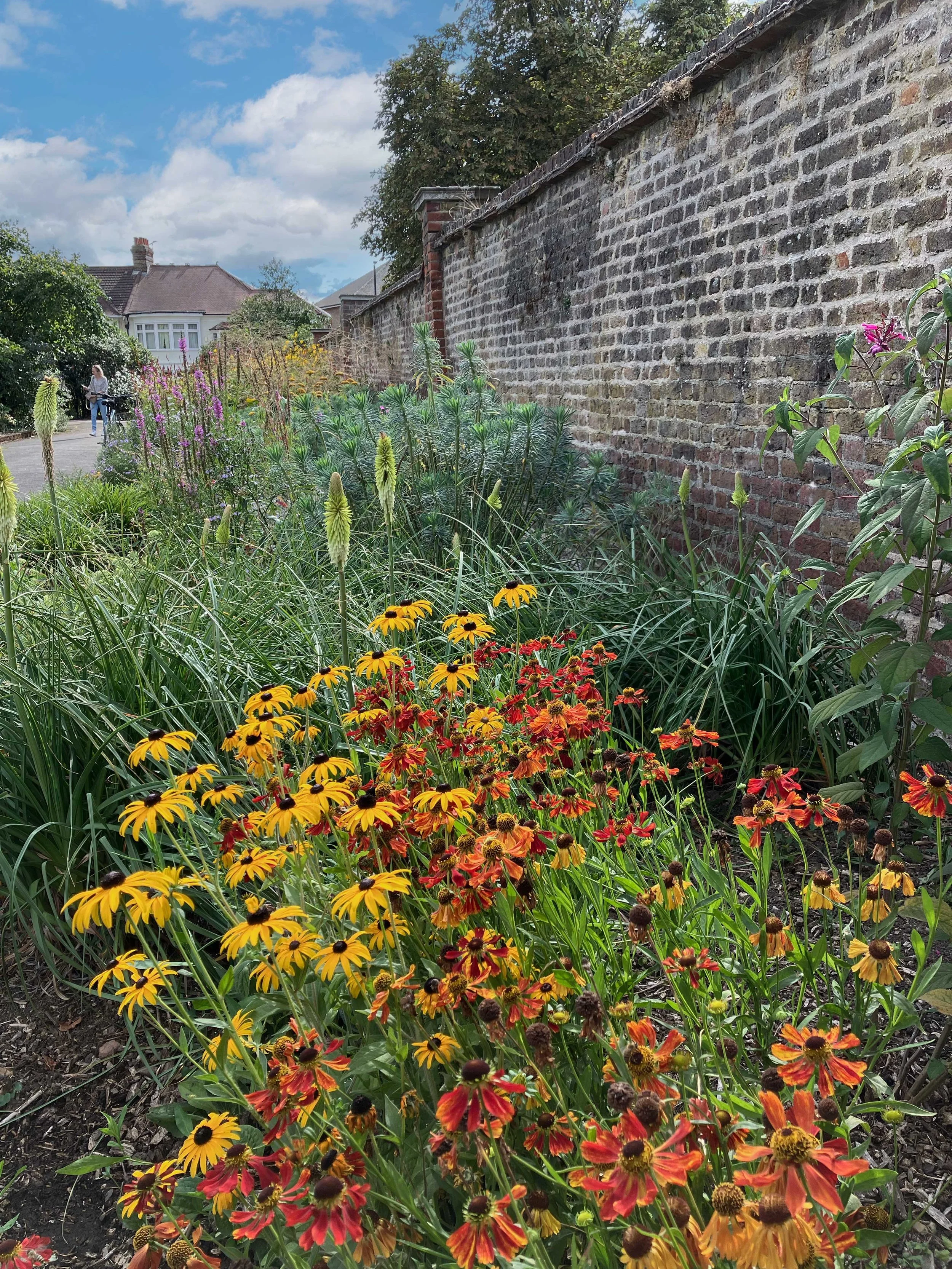 Flowers add strong pops of colour