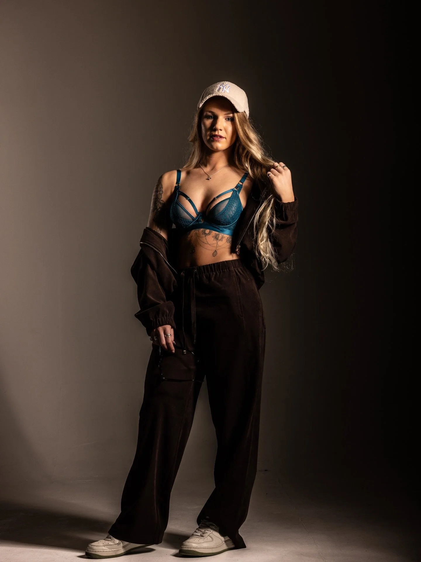 6 months ago my self confidence was the lowest it had been for years! 

I was questioning everything I did, everything I wore, how I looked and what I posted I hadn&rsquo;t felt like this in years and I knew it wasn&rsquo;t me, I&rsquo;m a confident 