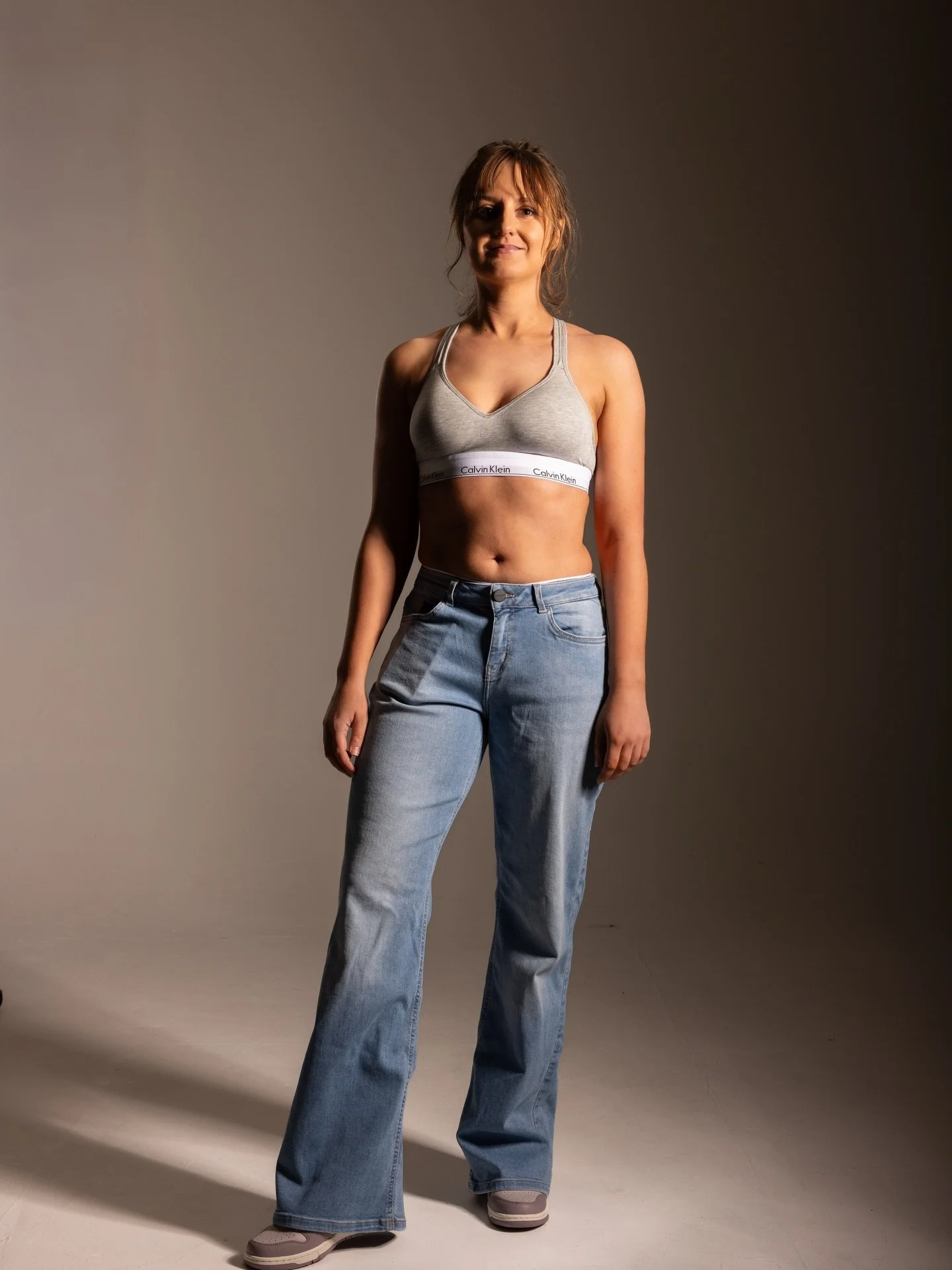 @repswithrebs looking incredible at our team photoshoot in December 😍

First dieting phase done and she&rsquo;s now holding condition and building more muscle 📈

Posing session together next weekend 👀 I think some gentle peer pressure was applied 