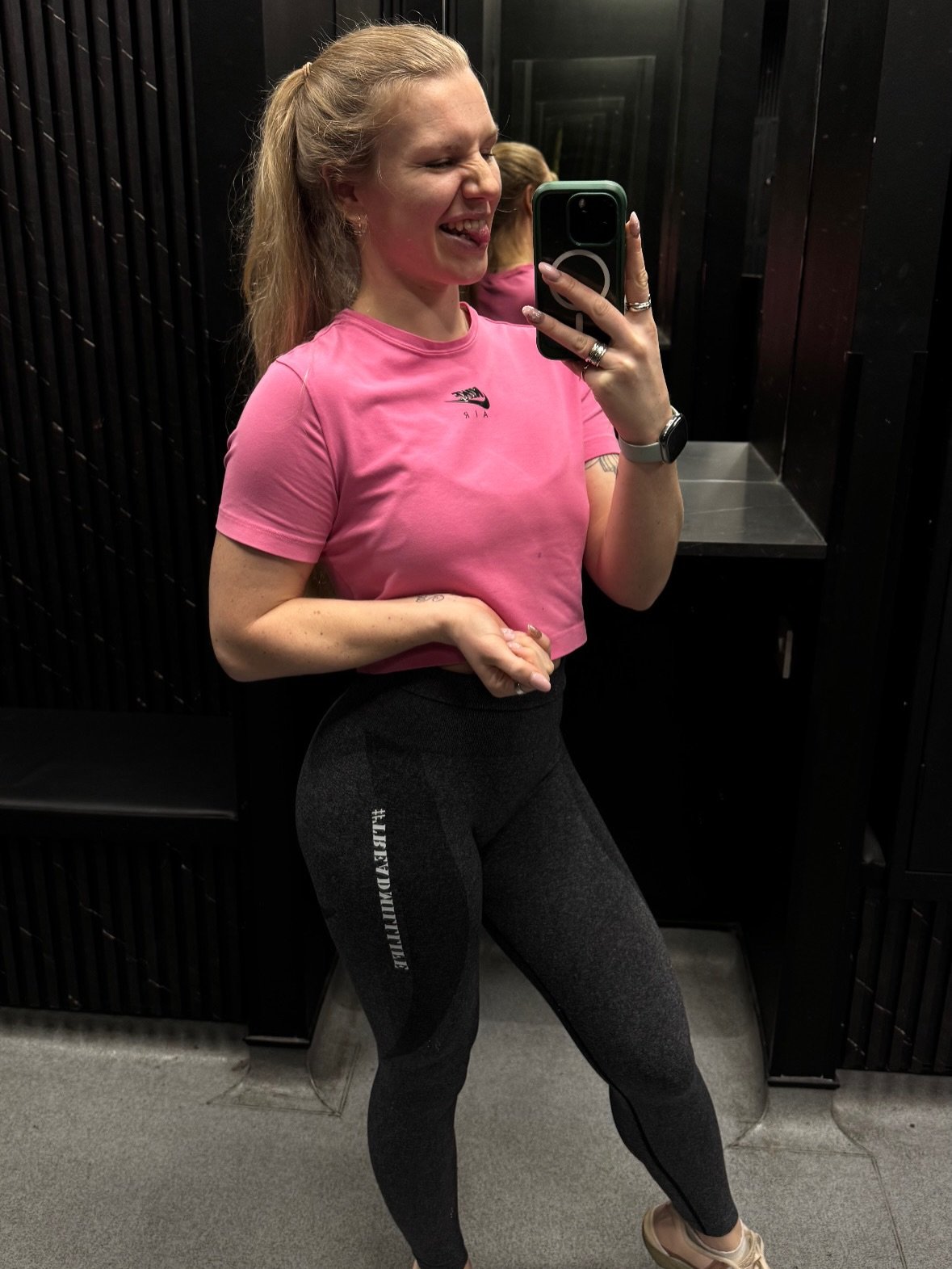 Feb BTS 💕

The month of love, and spending time with some very special people and little faces too precious to share🥰 

And ofc lots of pics of Bertie boo 😍

Swipe for pure talent 💯