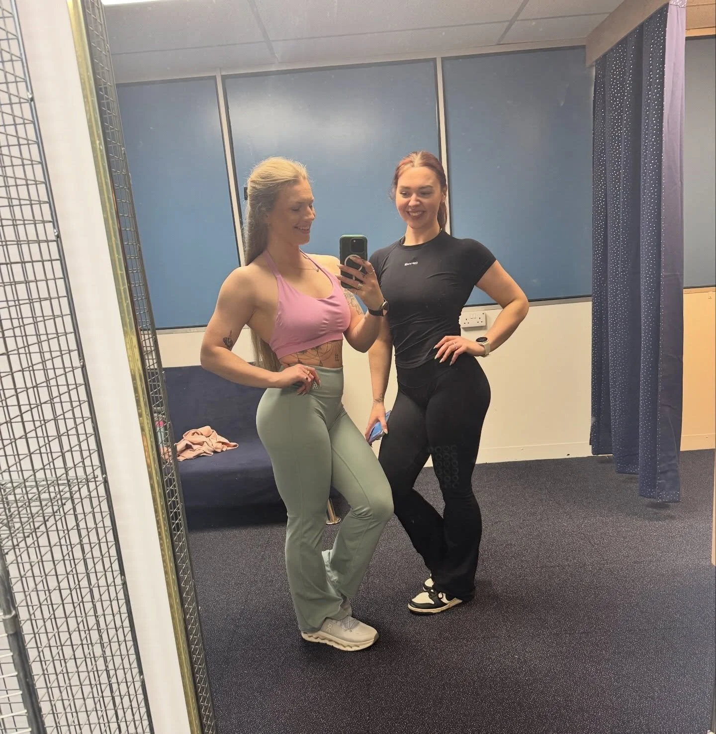 @alphaneondarksidegym X @officialgasp event 2026 🔥 

Tattoos, friends, and glute pumps 🍑 

Roll on next year 💚