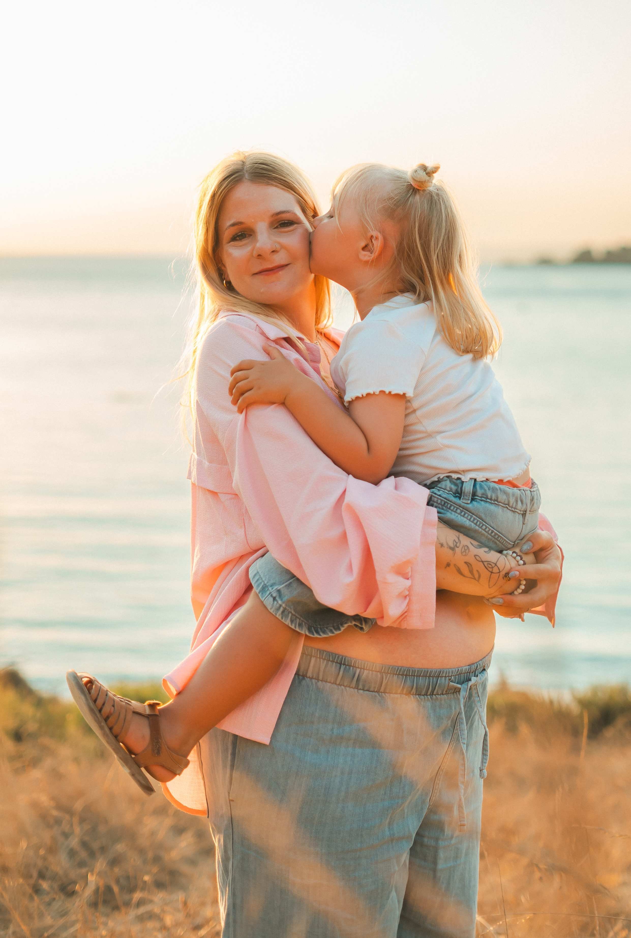 Golden hour family photoshoot