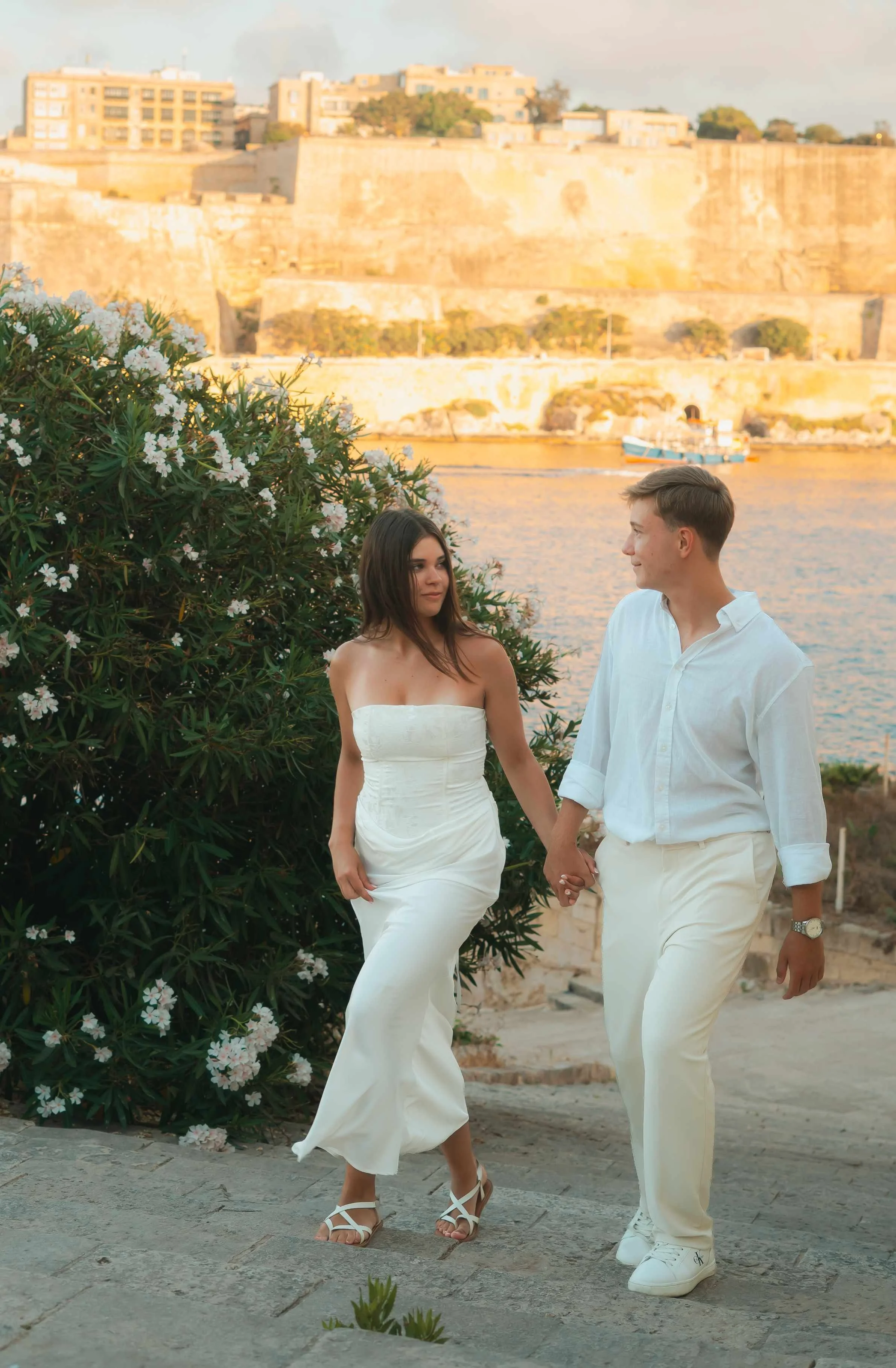 professional romantic photoshoot in Malta6.jpg