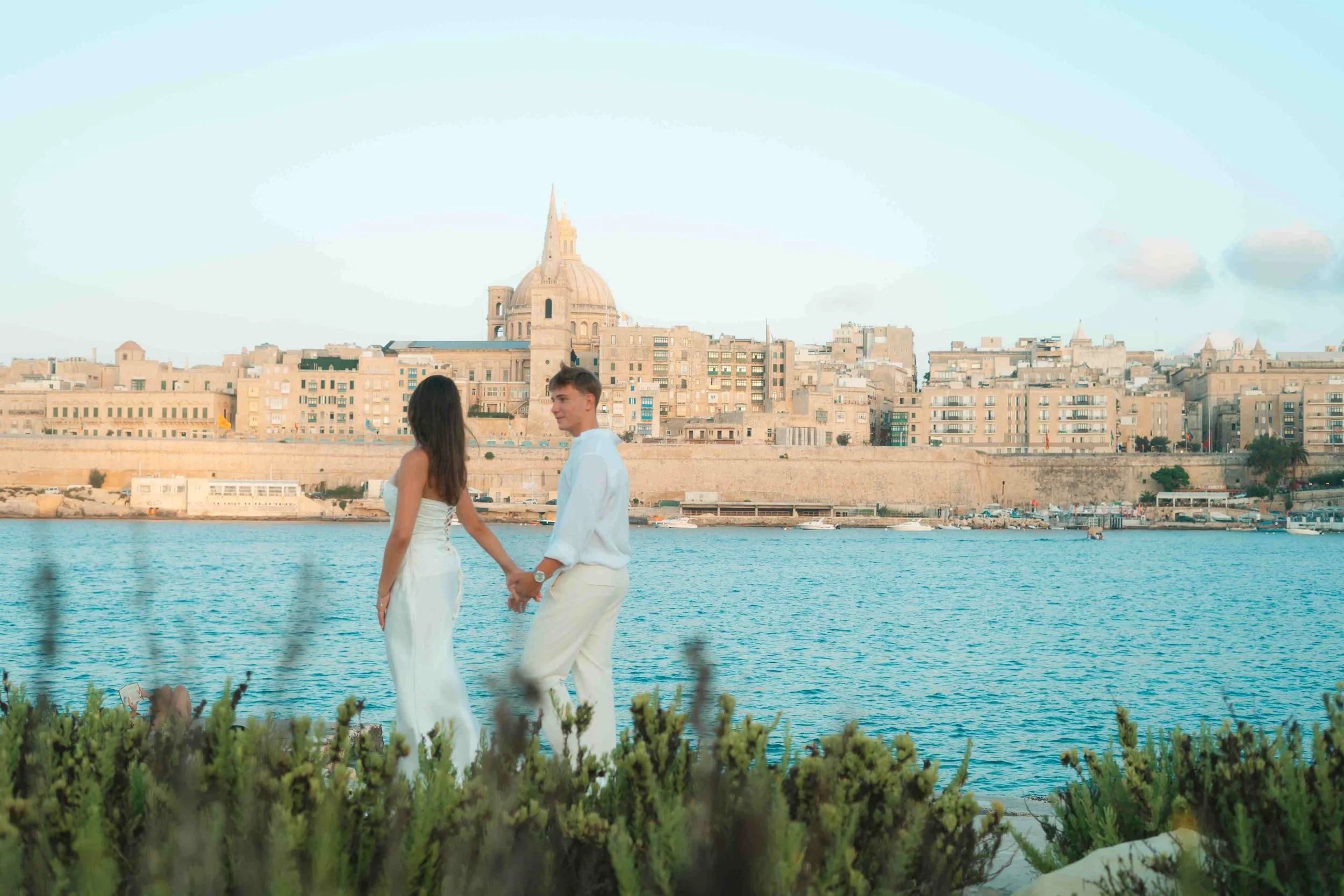 professional romantic photoshoot in Malta10.jpg