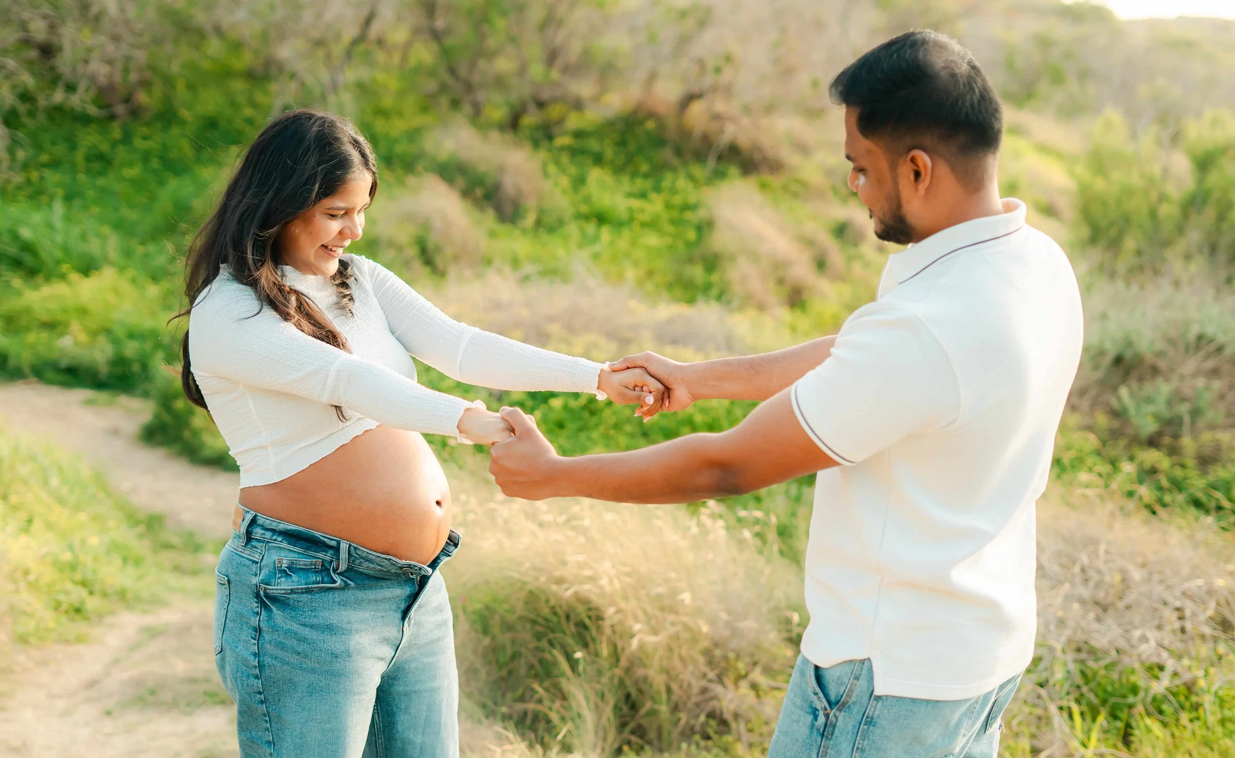 dreamy maternity photoshoot Malta3.jpg