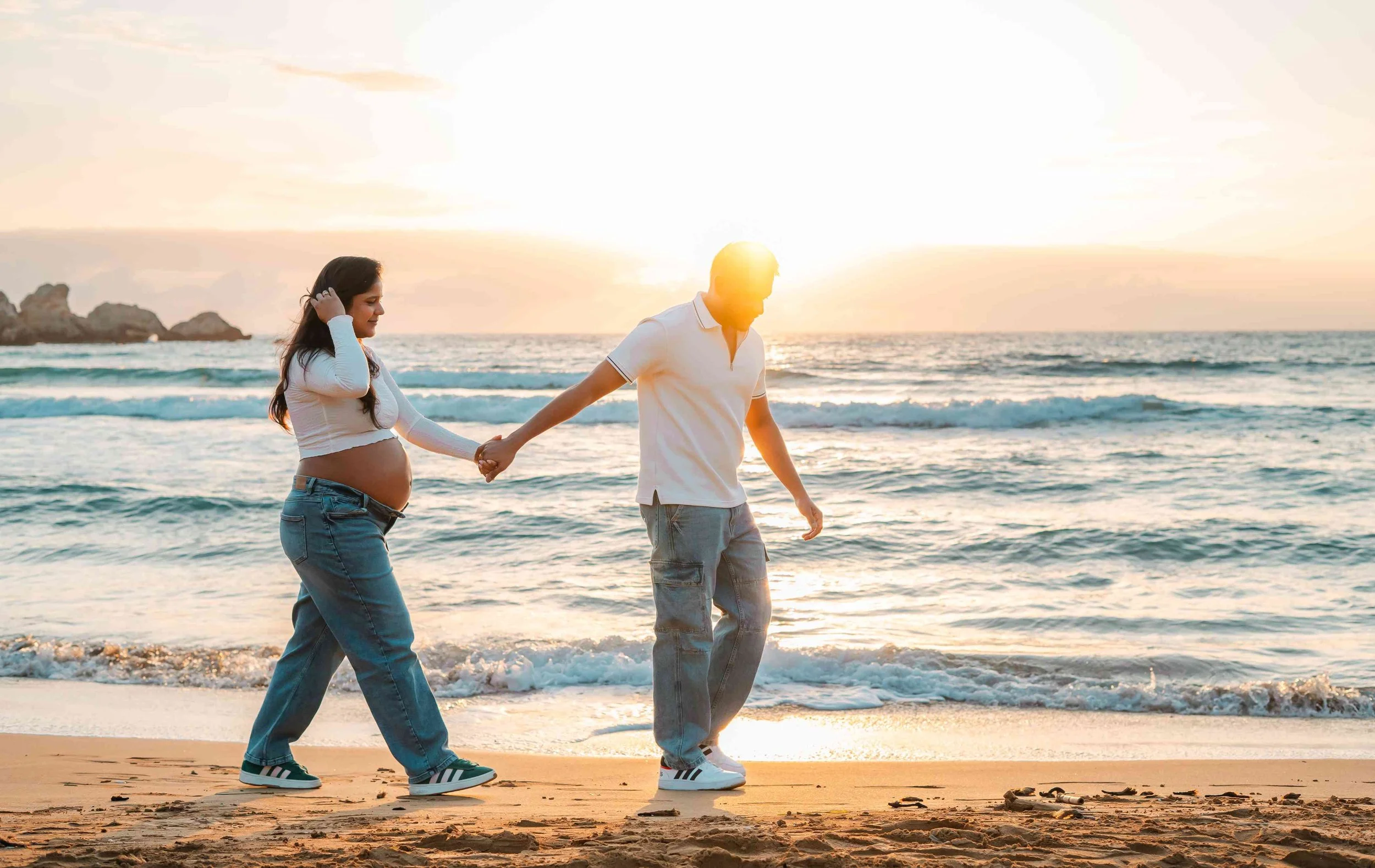 dreamy maternity photoshoot Malta5.jpg