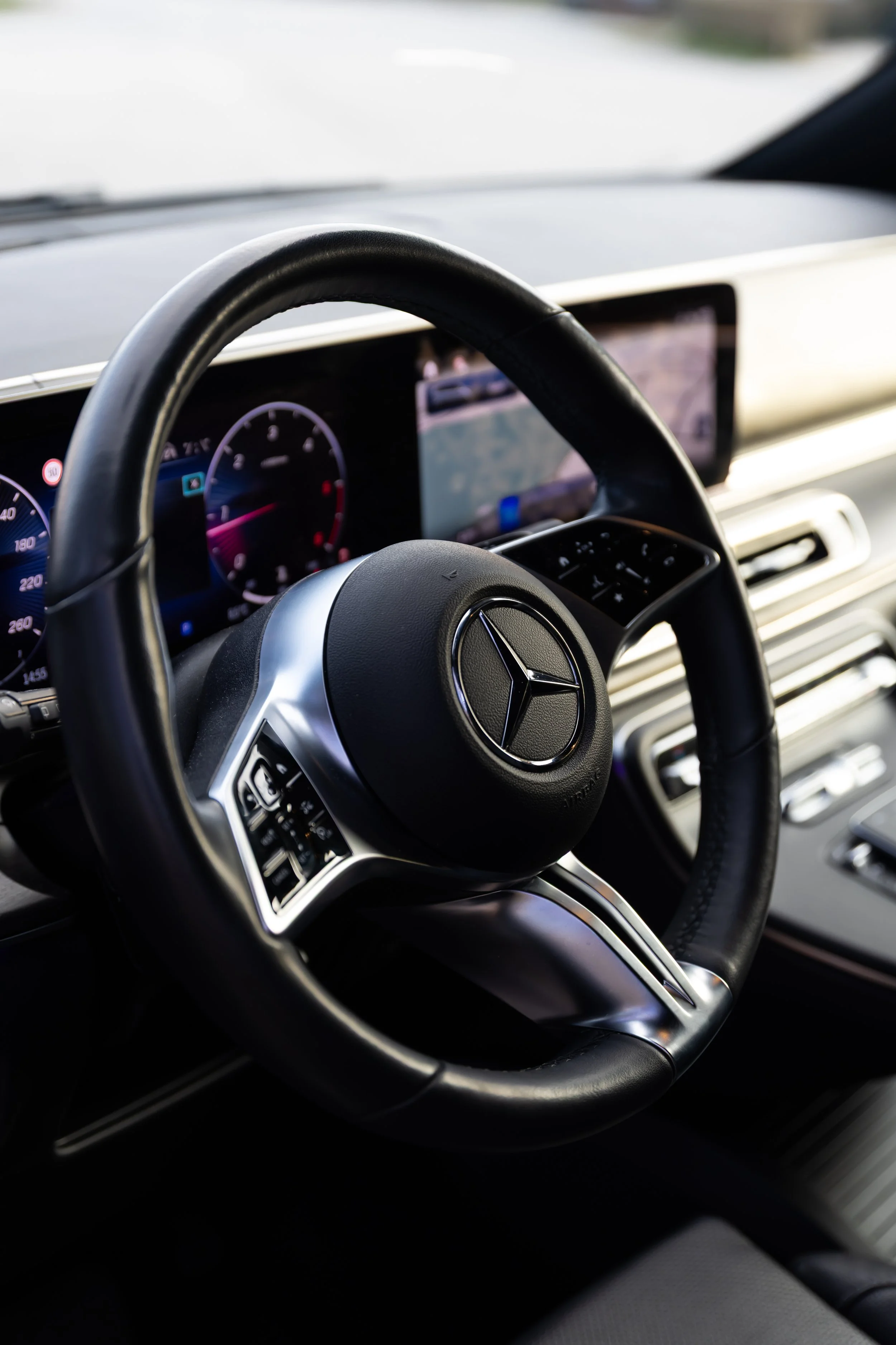 Black luxury Mercedes V-Class waiting at Pula Airport PUY for private VIP transfer to Opatija