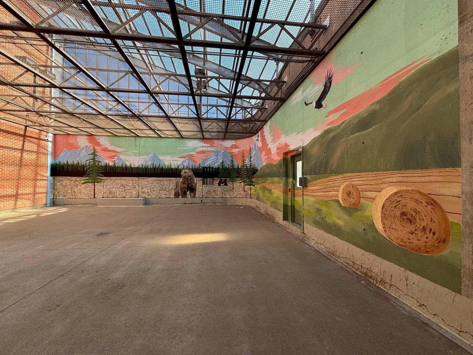 Shared recreational space feature wall