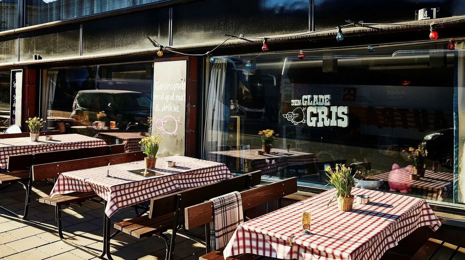 Den Glade Gris-Selskapslokale-Eik&Friends-3.jpeg