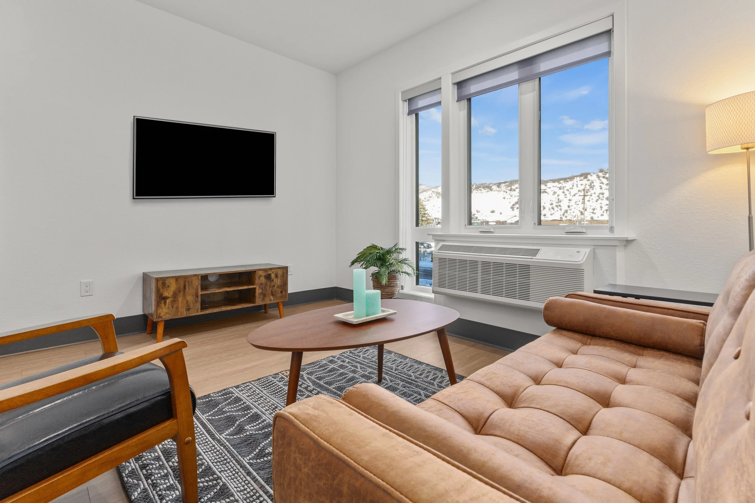 Base+Camp+208-35.jpg