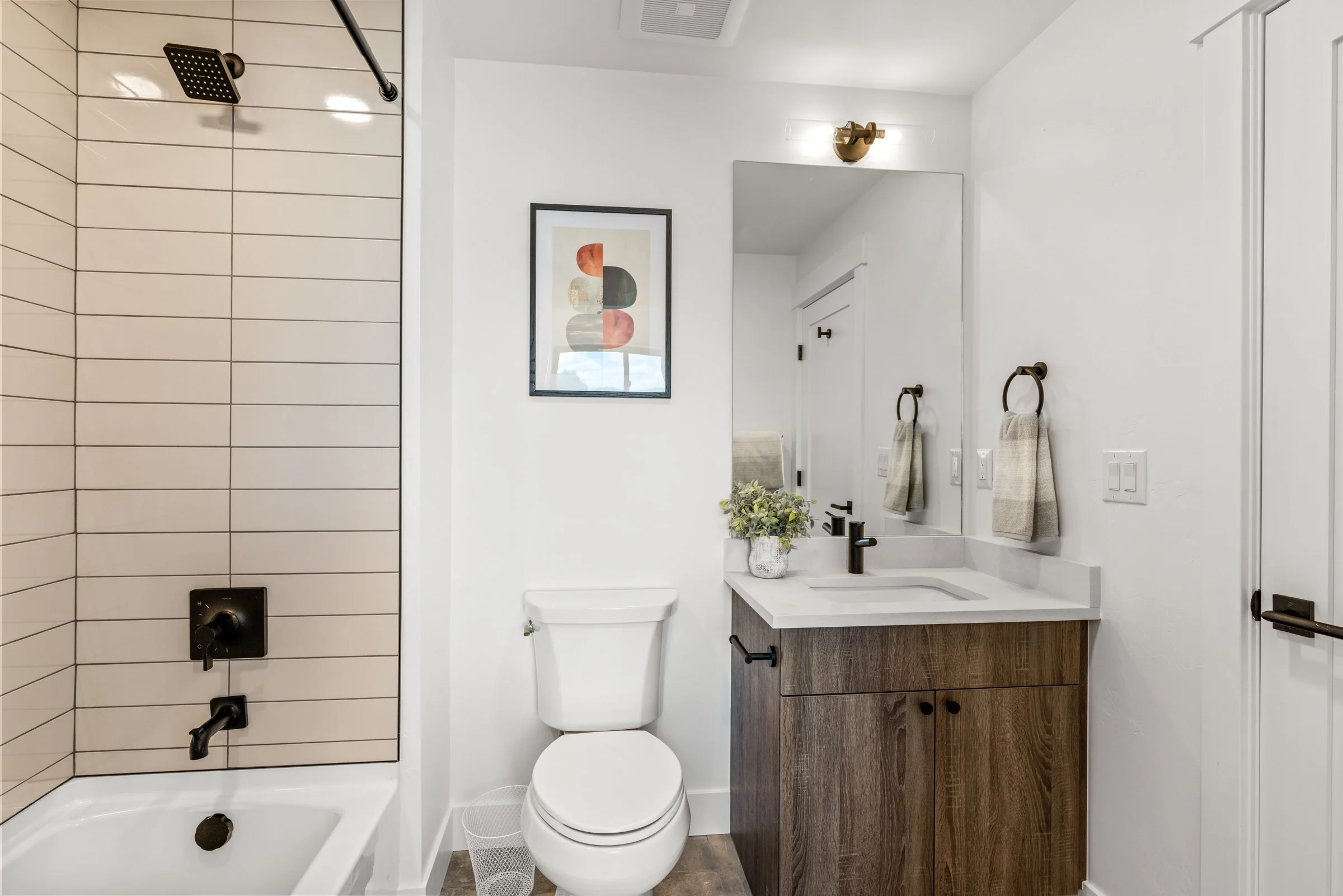 Luna Lane_MLS-29.jpg