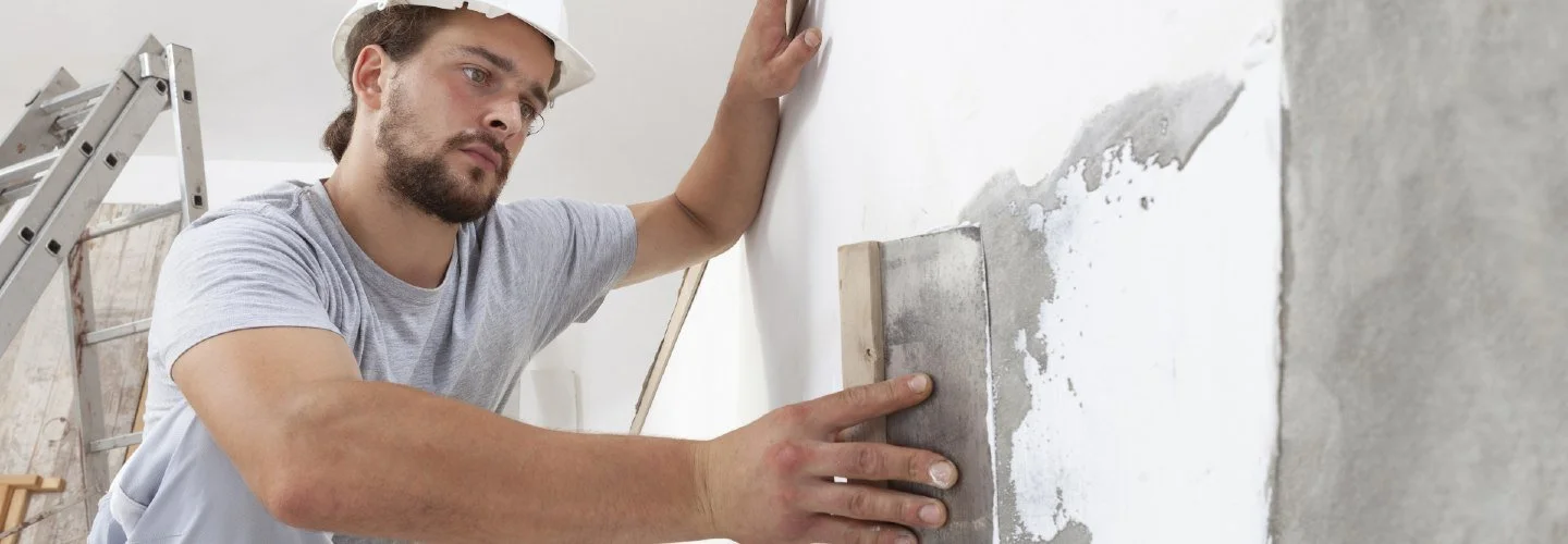 1638760016486_plaster-repair.jpg