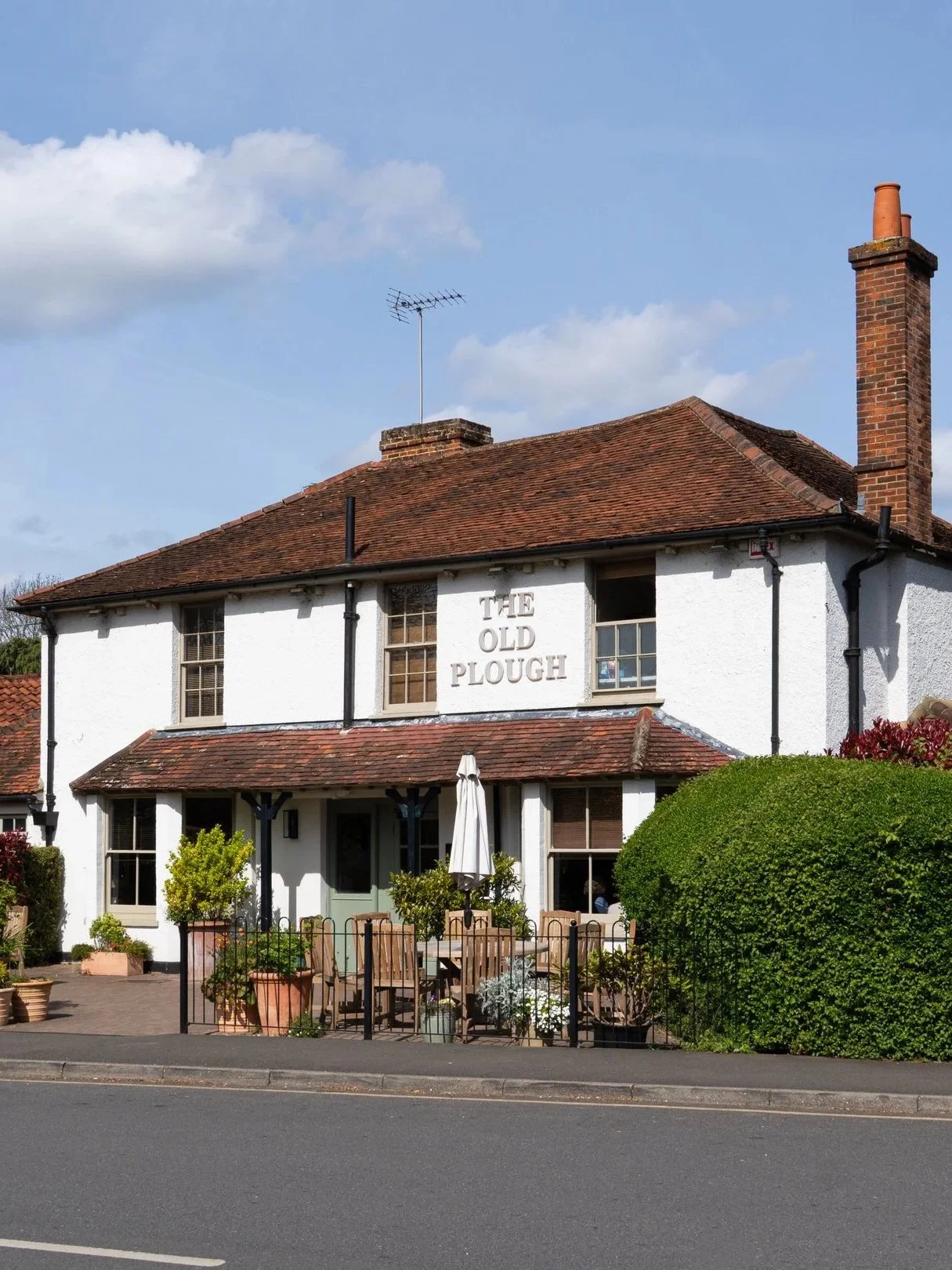 The Old Plough in Cobham