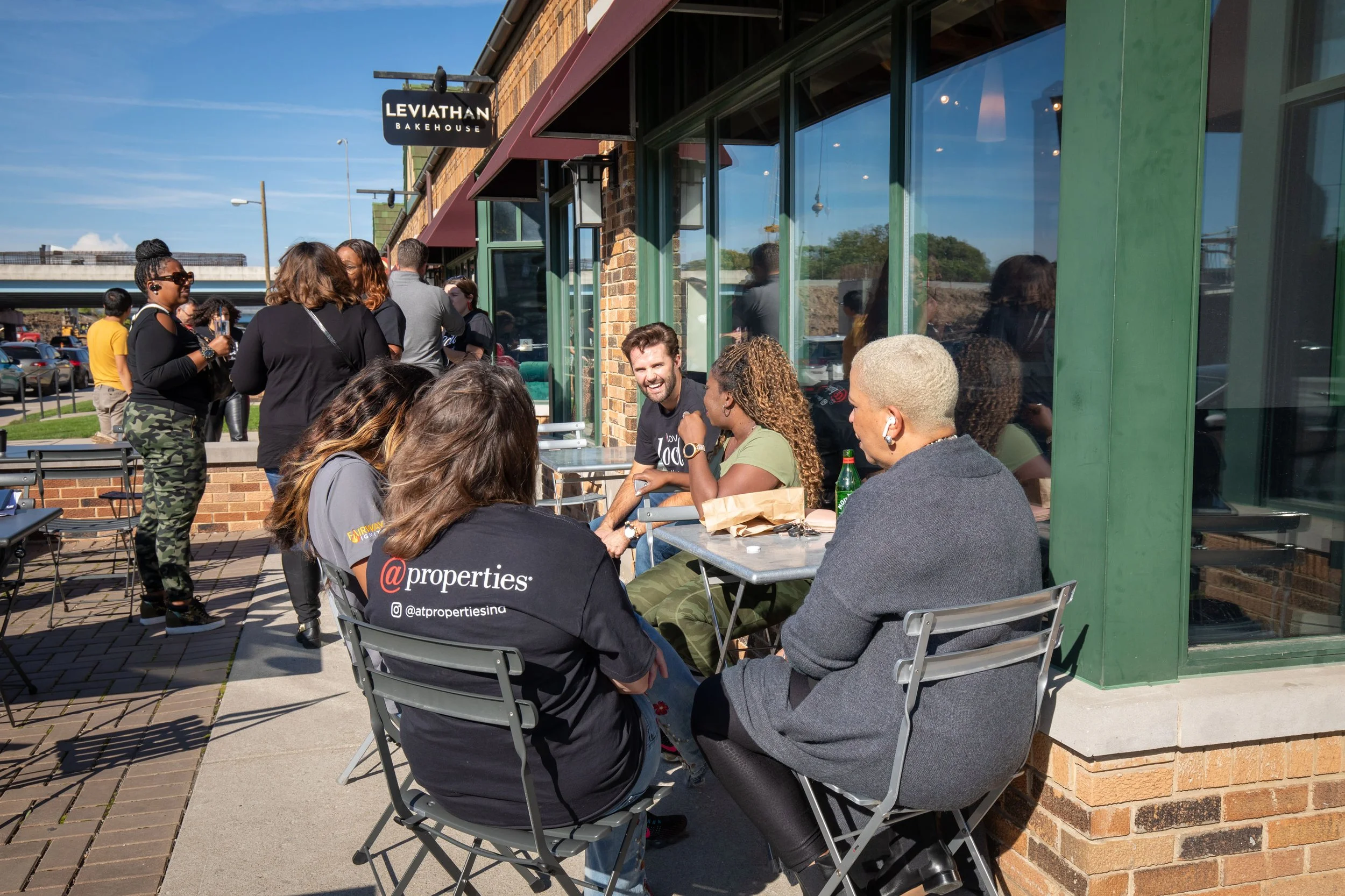 @loves-local-64.jpg