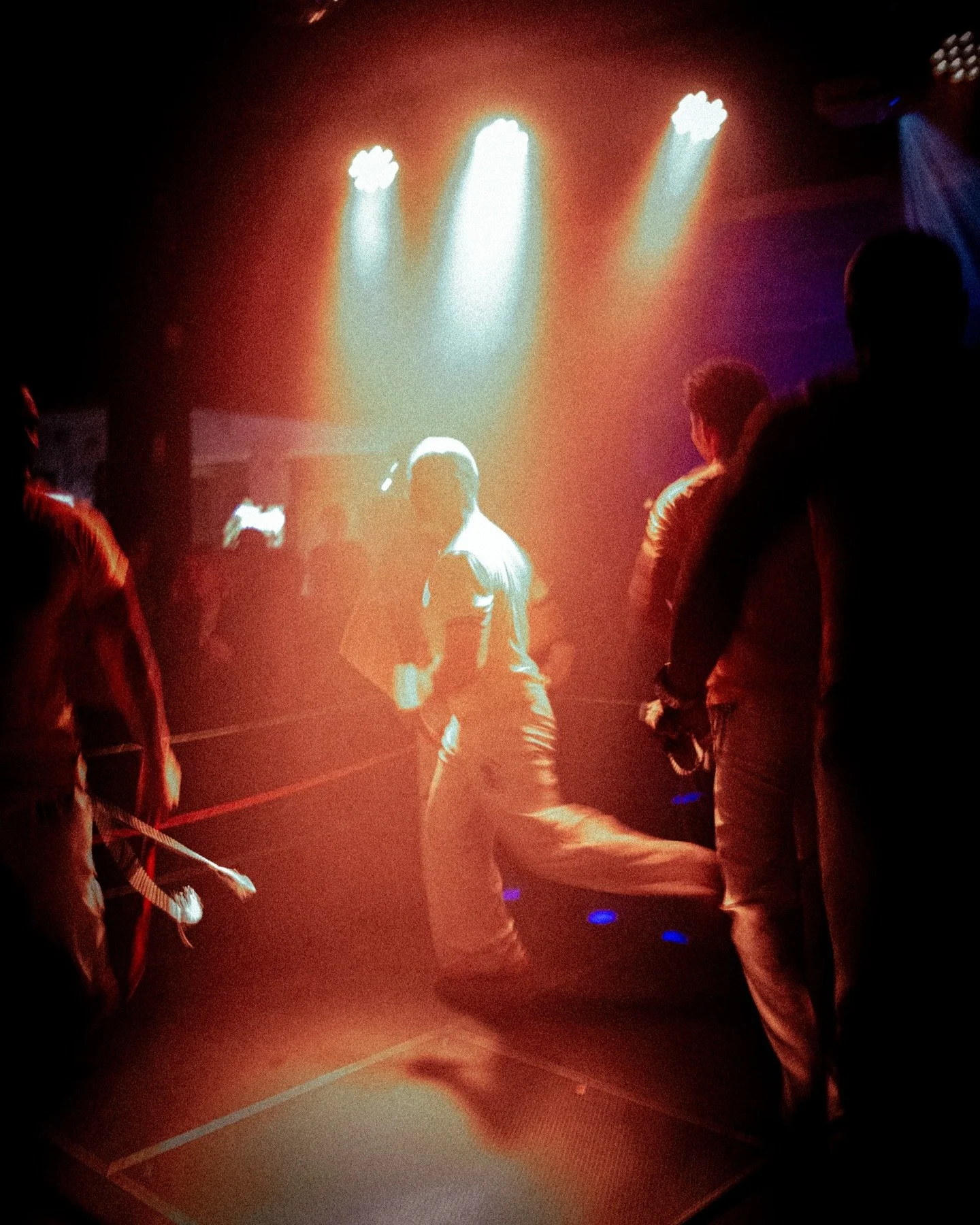 @clubbluts taking over @trix_online 🥊

A night inspired by a boxing ring really got the juices flowing. The lighting and staging reminded me of the 1976 Rocky movie. Only here we were fighting a war against boredom, not the other half of the world.
