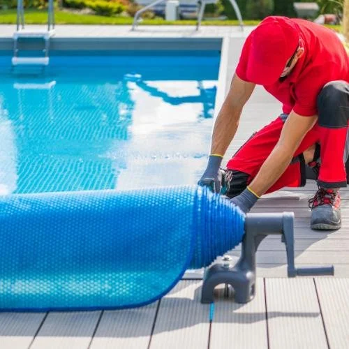 What Pool Closing Steps Do Professional Technicians Follow That DIY Misses