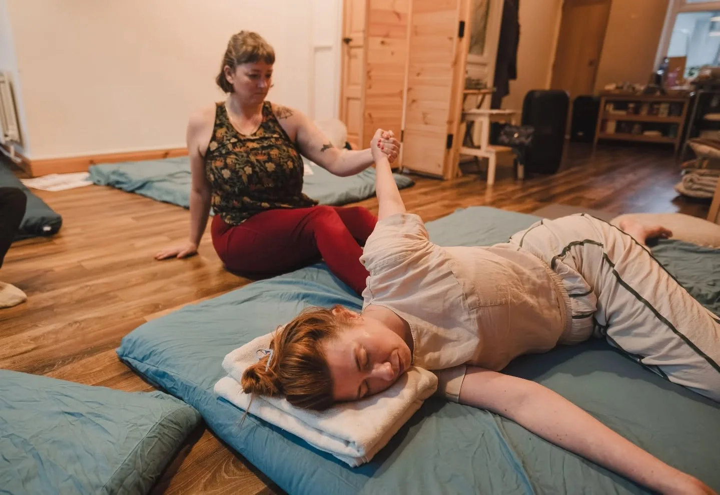 Although I love giving bodywork &amp; massage... I also love being on the receiving end.

Some snaps from level 2 Thai massage training in @body_conscious_studio

This is why I do what I do, because I know how it feels on the other side, It's also a 