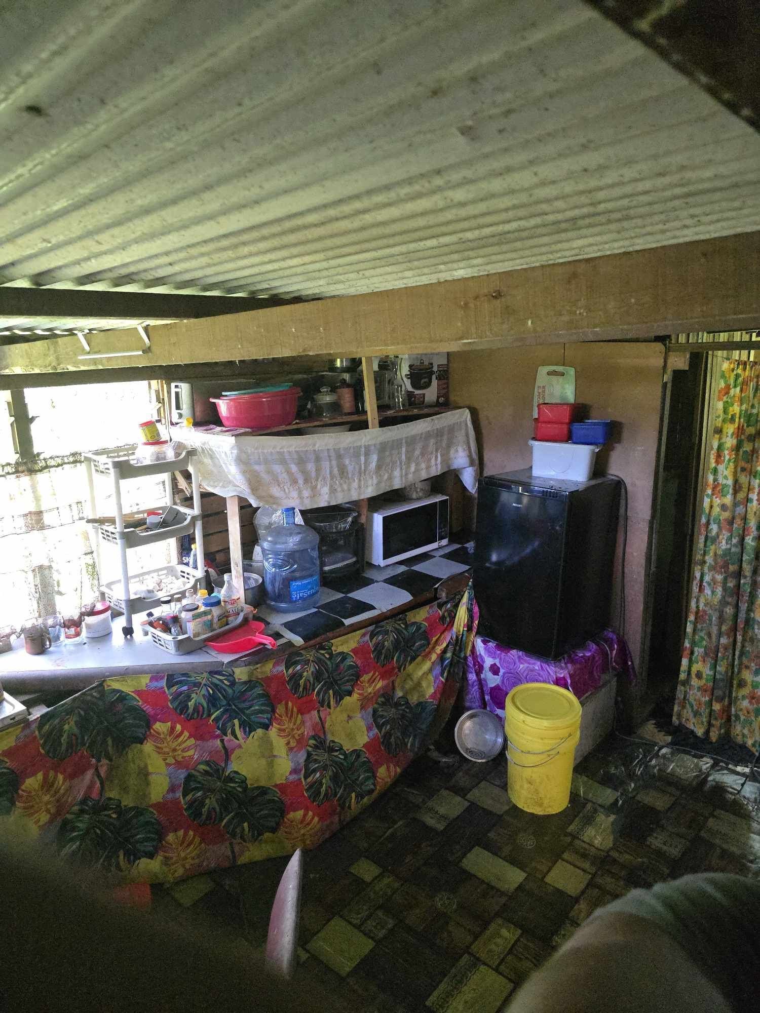 Kitchen002.jpeg