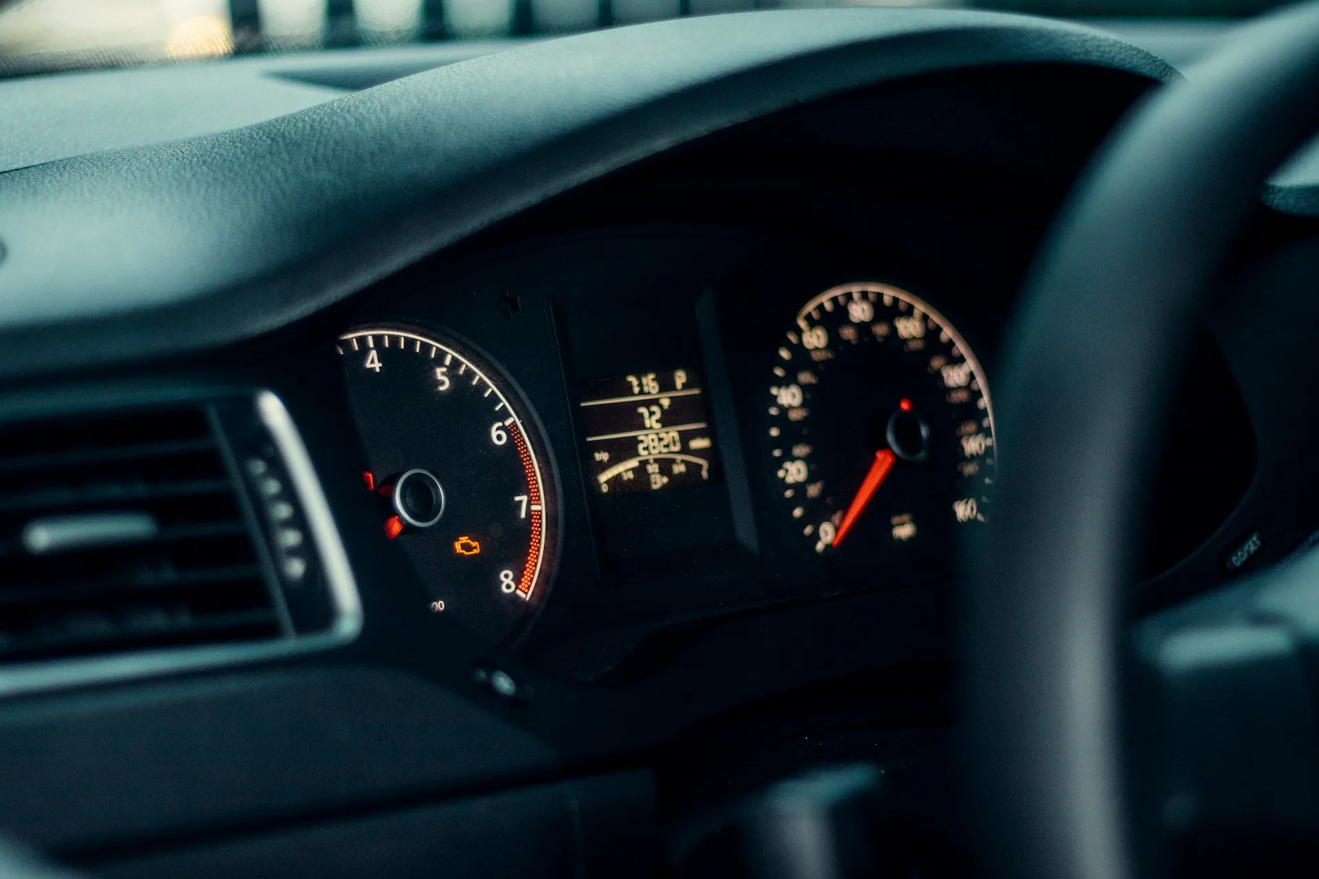 Dashboard Warning Lights That Mean “Don’t Drive”: When to Pull Over and Tow