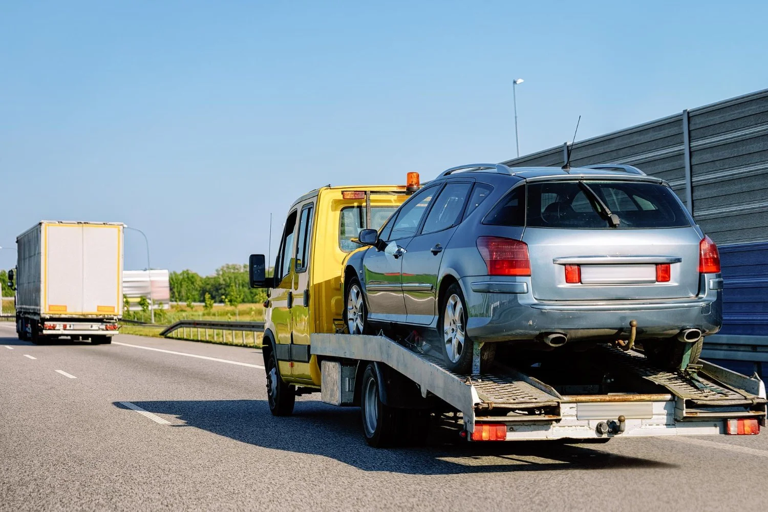How to Vet a Towing Company Before You Need One: Questions to Ask