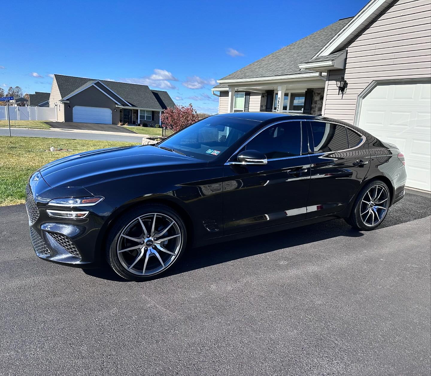 watch-n-learn #masterpowertints #windowtint #suntek #smallbusiness #lancastercounty #tinter #lebanoncounty #windowtinter #windowtintingshop #berkscounty #windowtinting #suntekfilms #genesis #genesiscoupe #genesisgv80