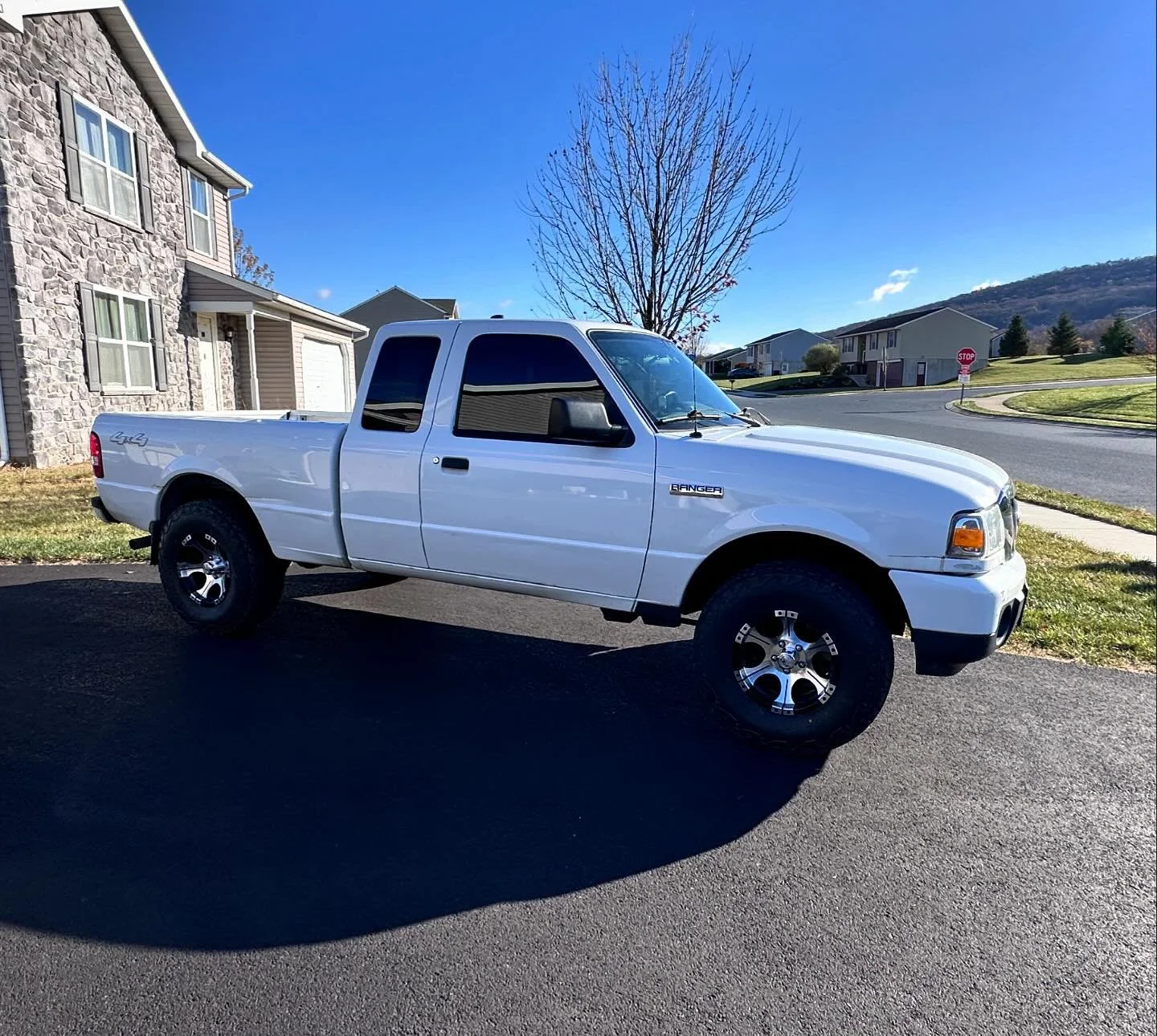 single like a dollar bill #masterpowertints #windowtint #suntek #smallbusiness #lancastercounty #tinter #lebanoncounty #windowtinter #windowtintingshop #berkscounty #windowtinting #suntekfilms #ford #fordtrucks #fordnation #fordranger #fordracing #fo