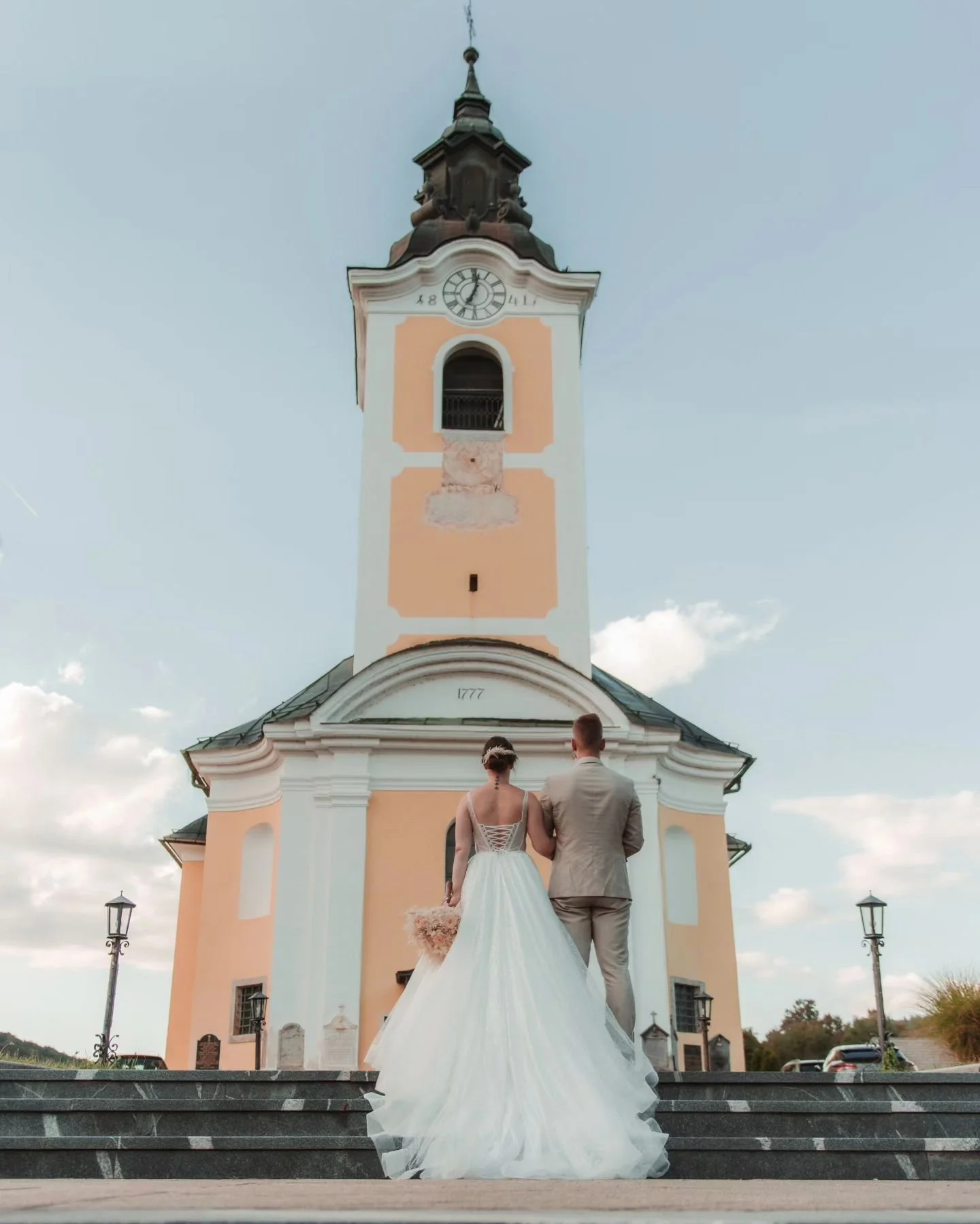 &hearts;️✨

#photography #photographer #nature #photolovers #beauty #naturelovers #capture #earth #beautiful #photoshoot #photos #videography #video #earth #life #everyday #moment #photo #couplesphotography #weddingphotography #weddingday #wedding