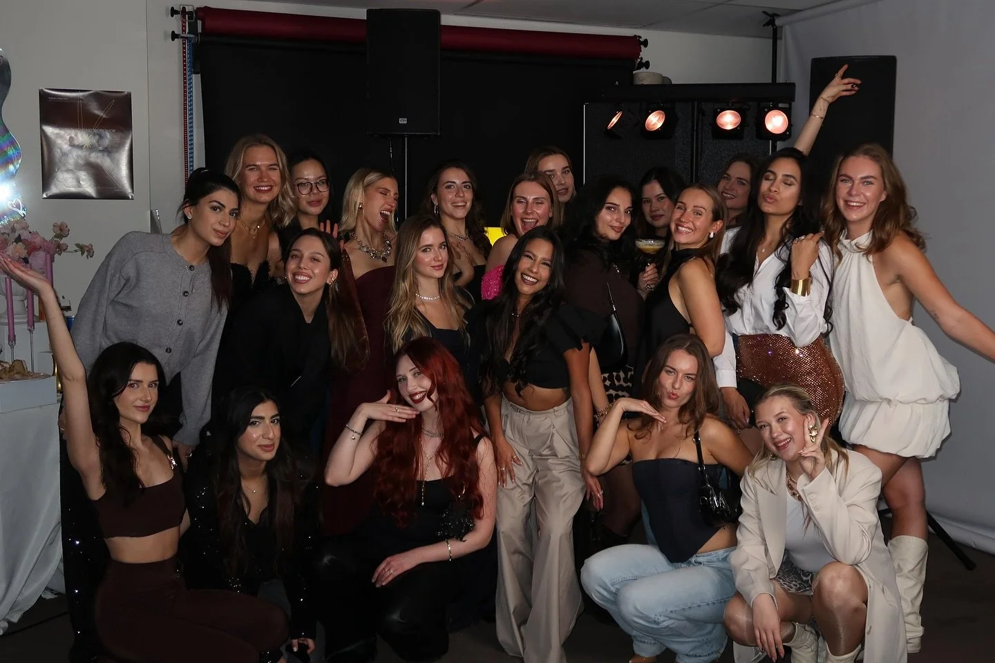 ADE The Girls&rsquo; Room by SheGROWS Club &amp; DJ Heszizy ❤️&zwj;🔥 

Big love to every girl who showed up, danced &amp; made the night unforgettable!

#girlsparty #ade #amsterdam #community
