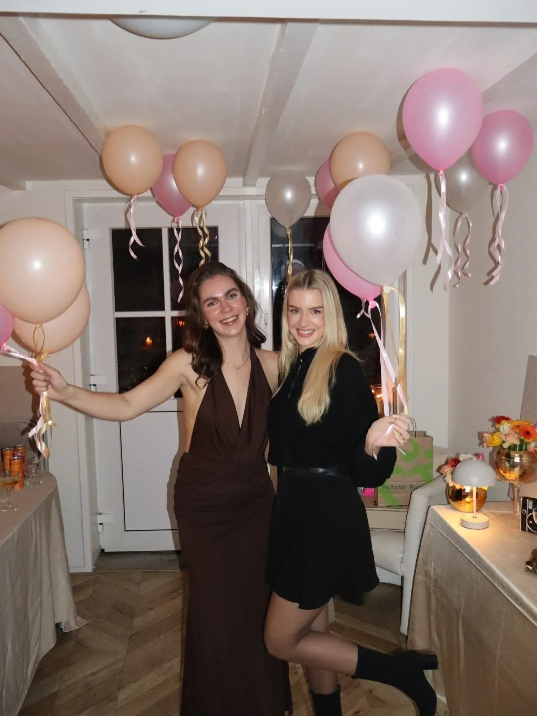 celebrating 200 of you and @riandameinardi bday! 🎈

happy birthday to our co-founder Rianda - she celebrated last weekend at the @eosystudio in Groningen - it was a blast 😍

we also hit 200 in our WhatsApp community - THANK YOU! Can&rsquo;t wait to