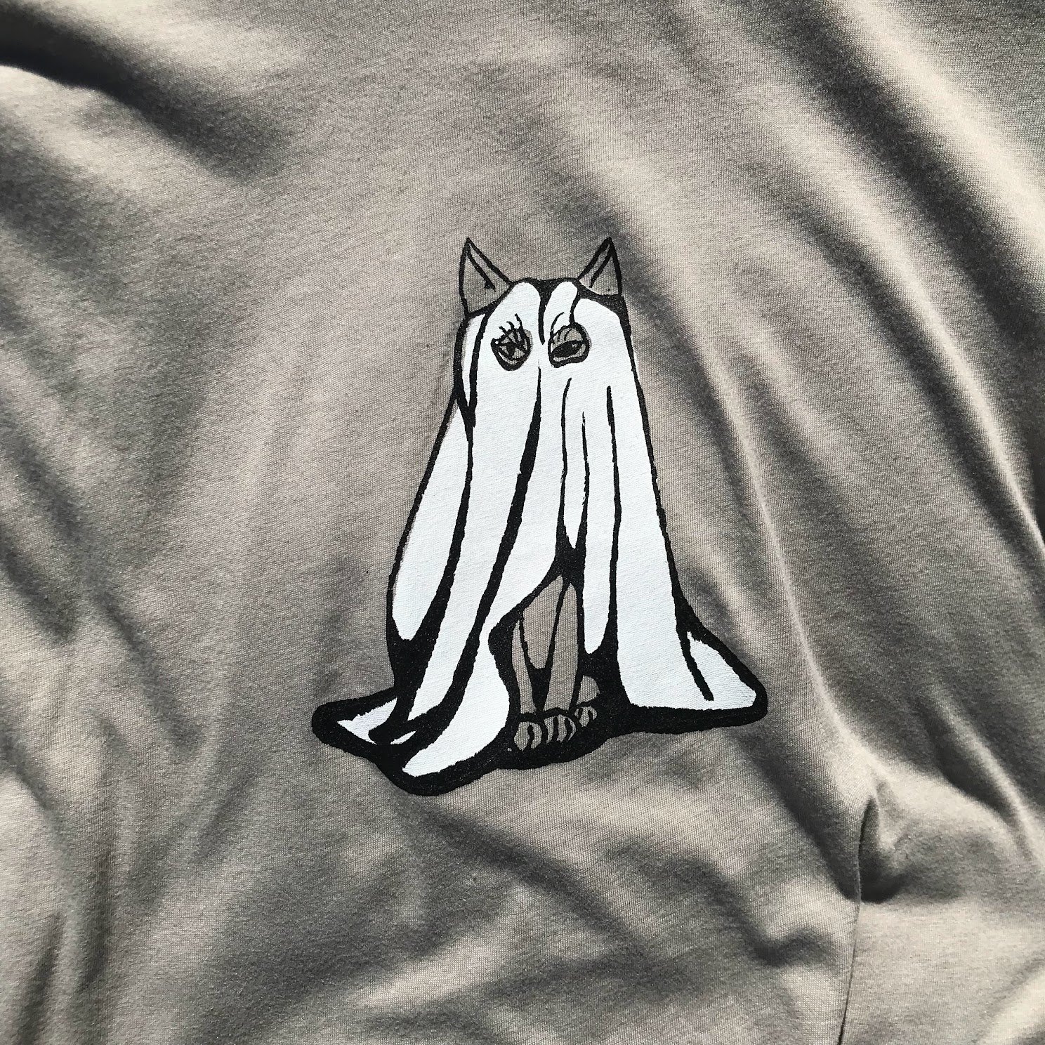 GhostCatTshirtGreenGray.jpg