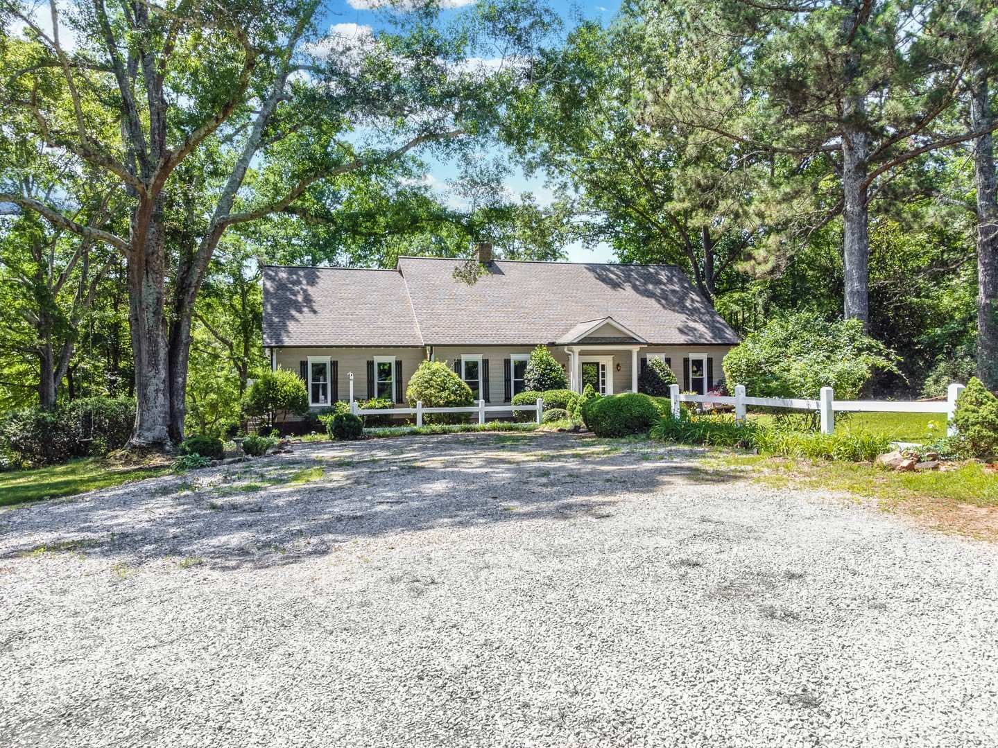 Price drop on this beautiful country estate! 
3845 Hwy 82 South in Statham, Ga. 
*16 private acres with a shared 68.5 acres, overlooking a 15 acre lake with your own dock. 
*3,345 sq ft with 4/5 bed and 4.5 bath. 
*Trail to the Oconee River that bord