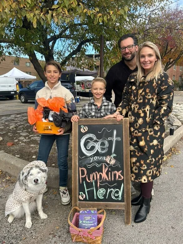 🐺✨ Thank you for voting for our store pup, North! She won this year&rsquo;s @thelincolnparkfarmersmarket costume contest as the Big Bad Wolf disguised as Grandma 👵🏼🧺 &mdash; and honestly, she played the part perfectly.

North absolutely loves bei