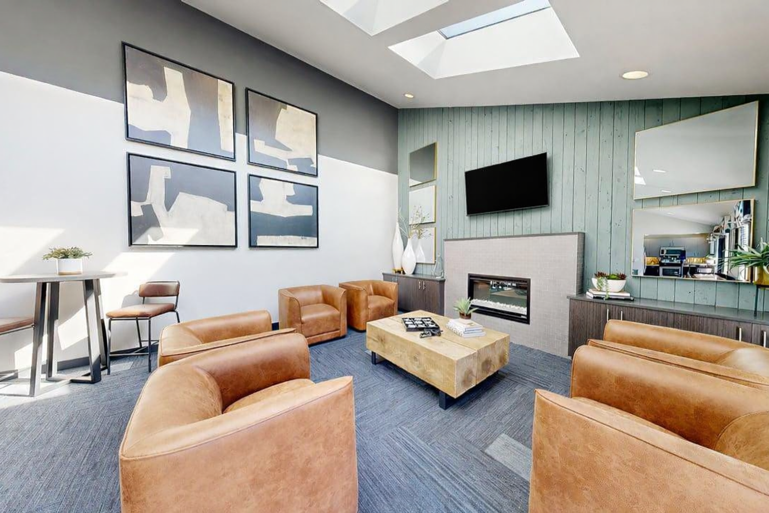 Ellyson apts seating.png