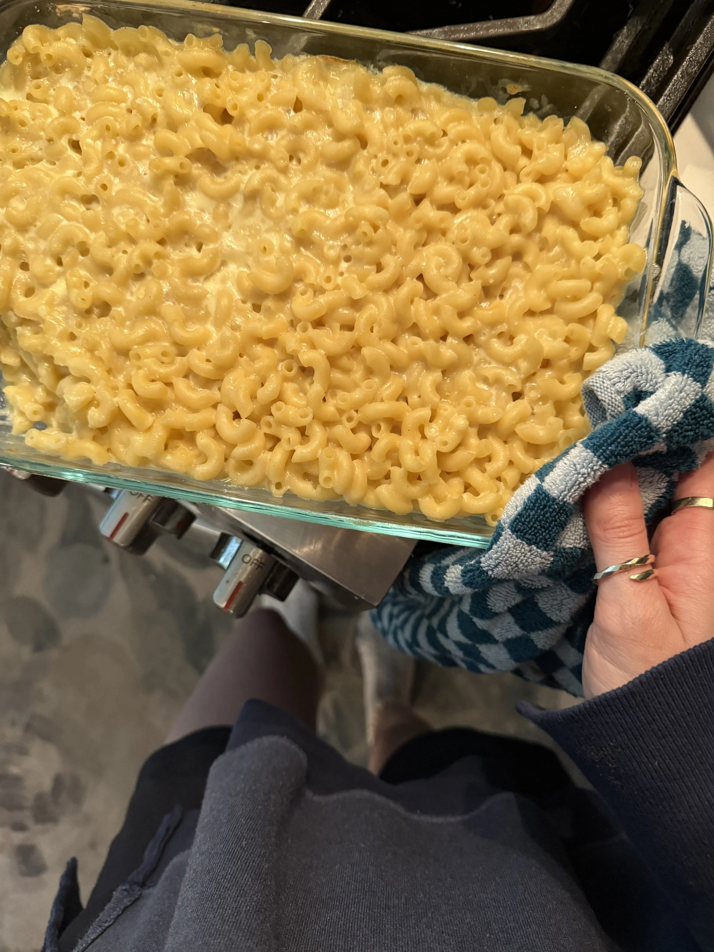 EASIEST MAC AND CHEESE