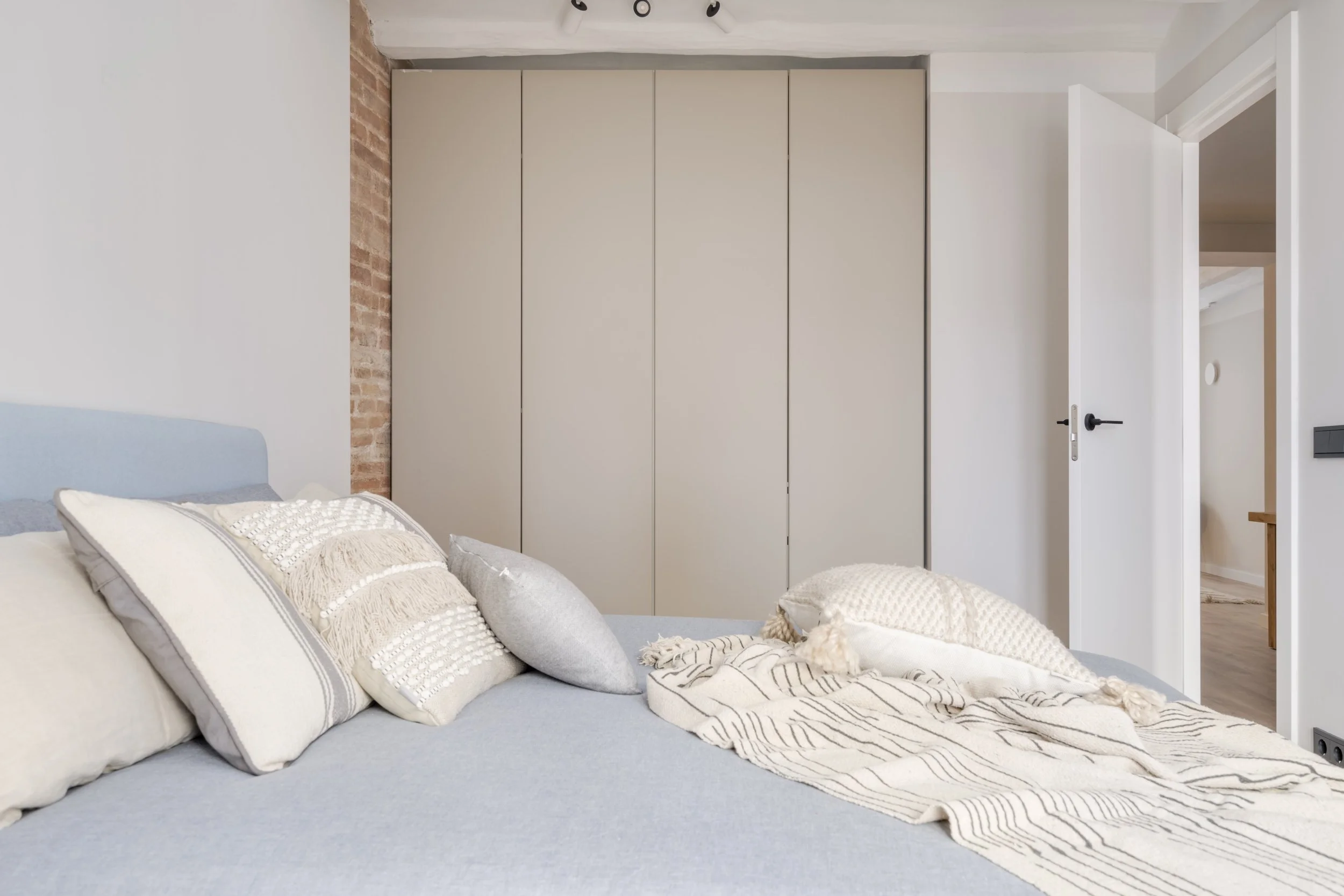 An image of the Cultural Center.