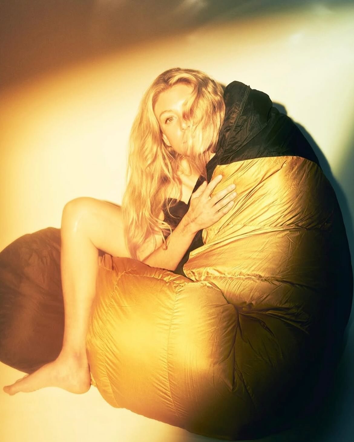 Some stories hit different. 💥

Photographer @jaykolsch captured @sav.cummins in a way that speaks to her grit, resilience, and love for movement&mdash;despite nine wrist surgeries (and counting). Instead of focusing on what she&rsquo;s lost, she kee