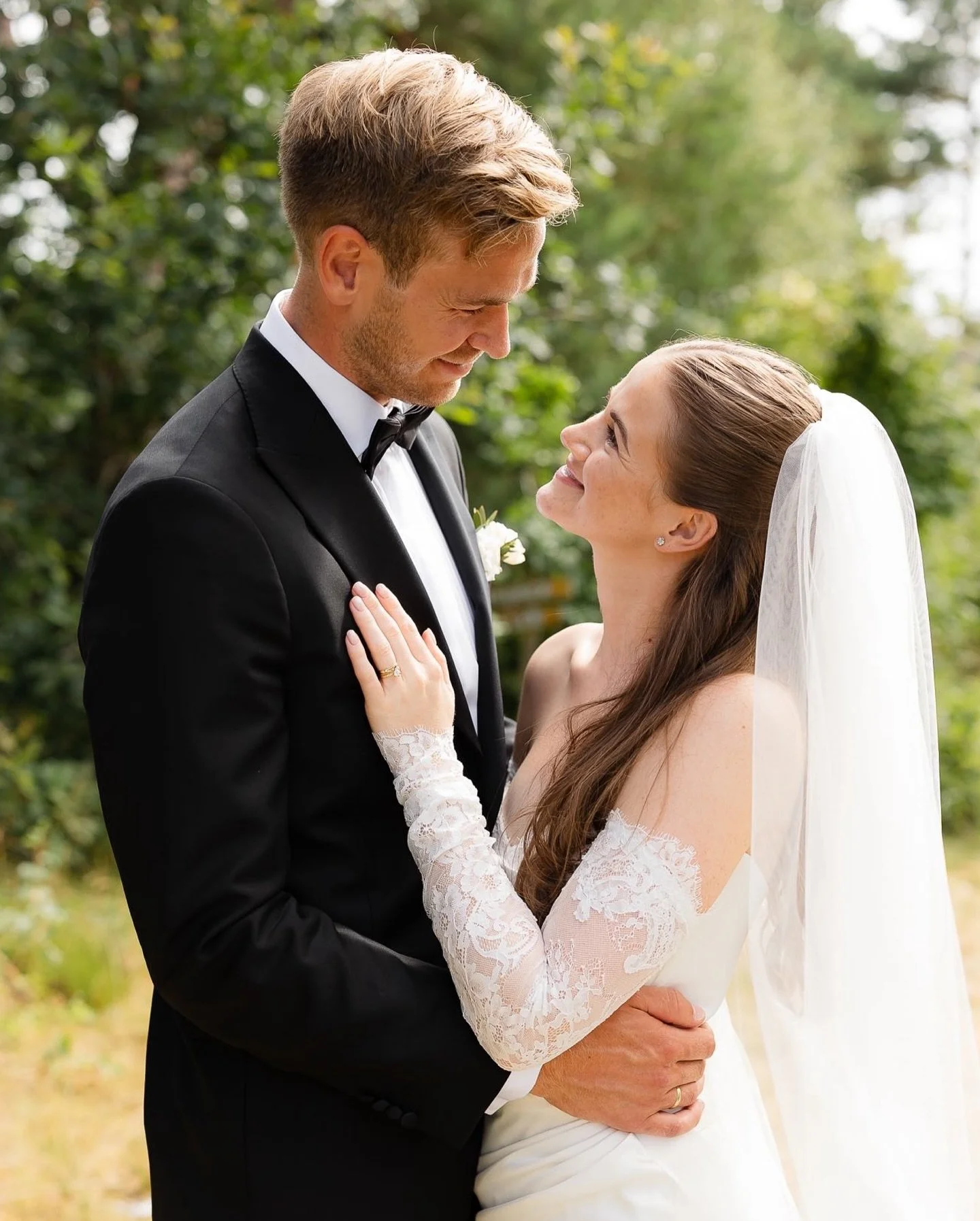 I dag fikk disse to sitt bryllupsgalleri 😍 og her er noen godbiter!