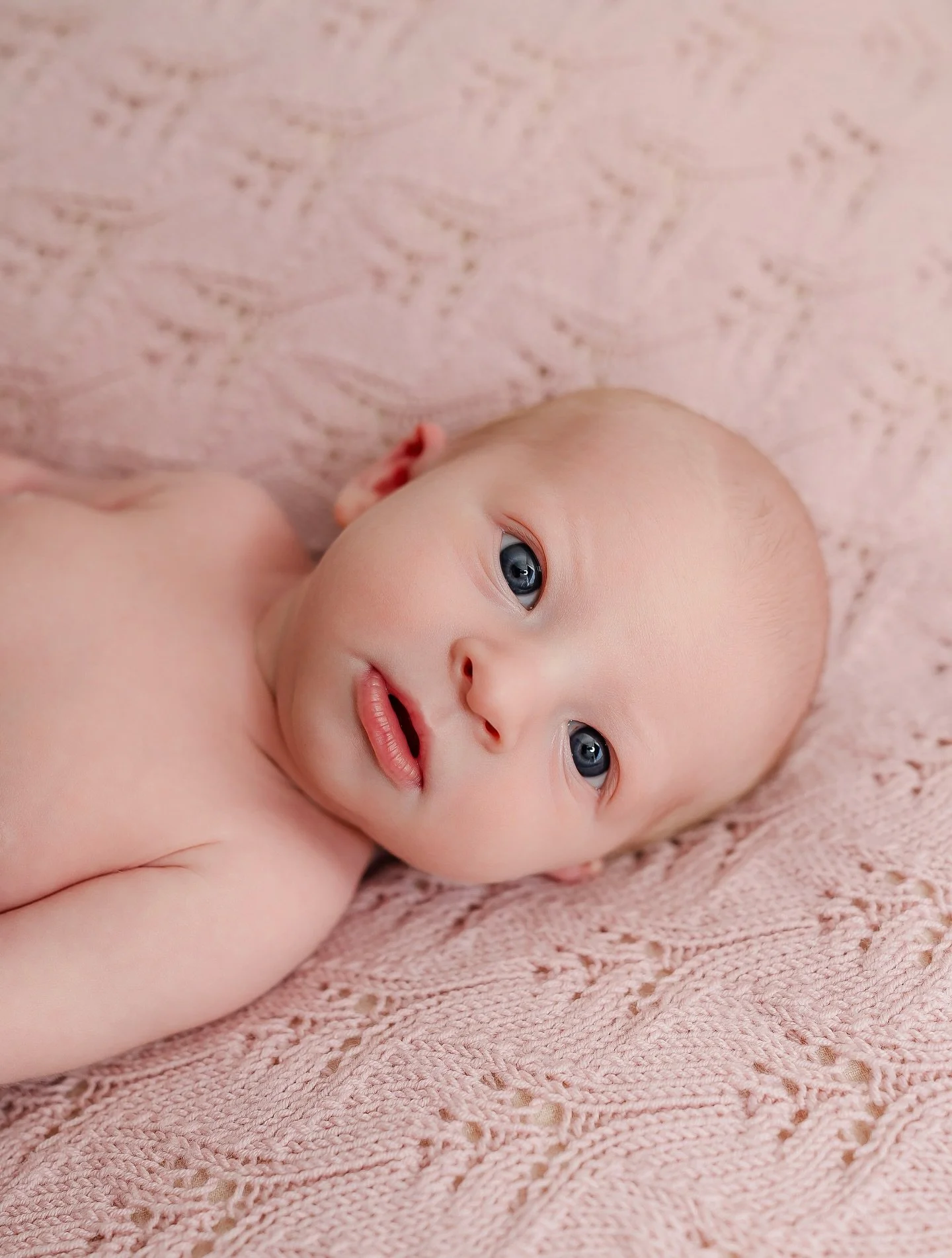 Lille prinsessa 🤍

Har du termin i mars? Jeg har ledig for nyf&oslash;dtfotografering.
Send meg en melding og sjekk ut nettsiden hvis dere vil booke. 
www.fotografthereselarsen.no