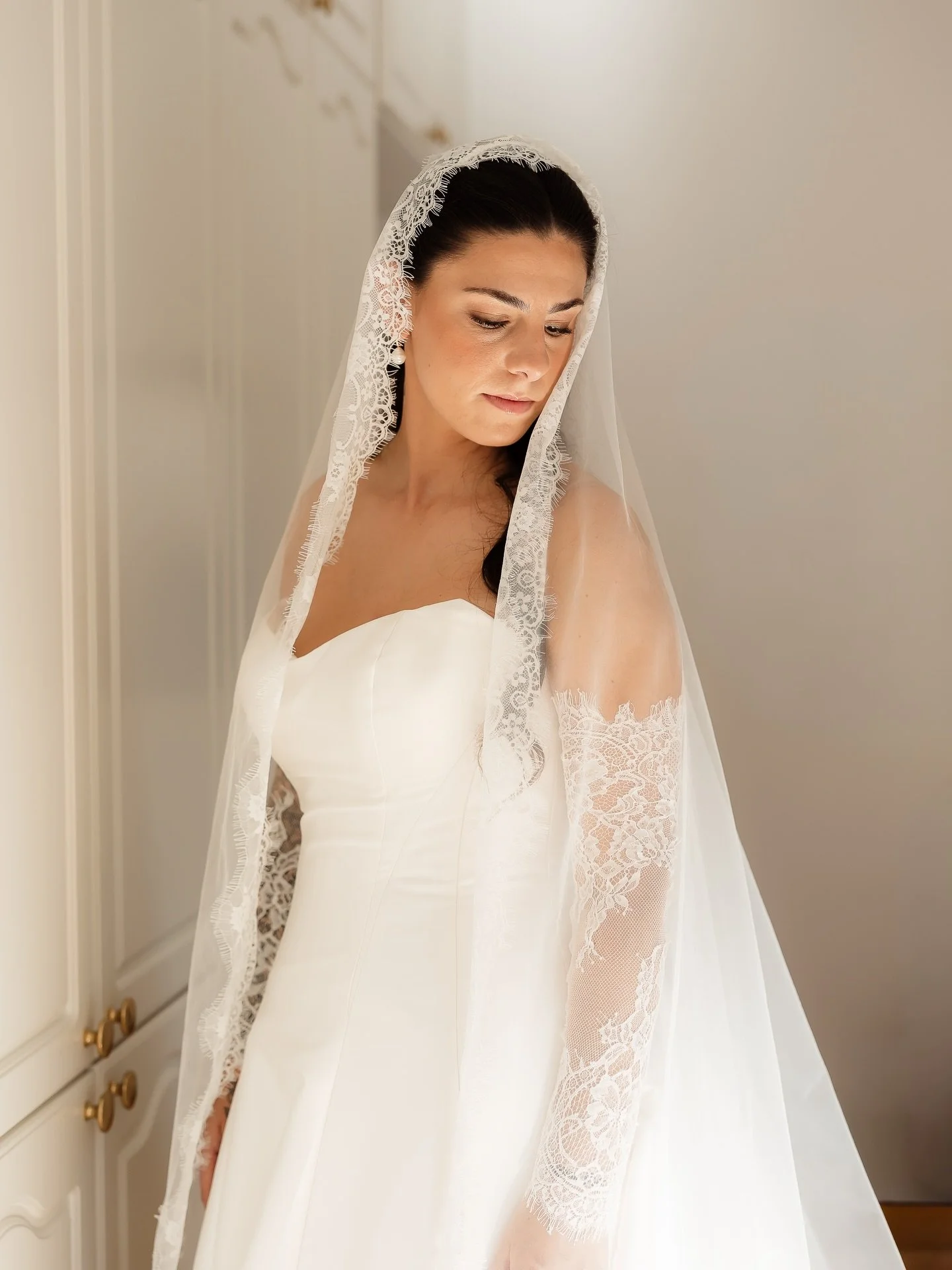 Jeg elsker &aring; v&aelig;re med p&aring; forberedelsene p&aring; bryllupsdagen 😍 er du i tvil om du vil ha fotografen der? Ikke n&oslash;l! Du kommer ikke til &aring; angre p&aring; at fotografen var der 🤭