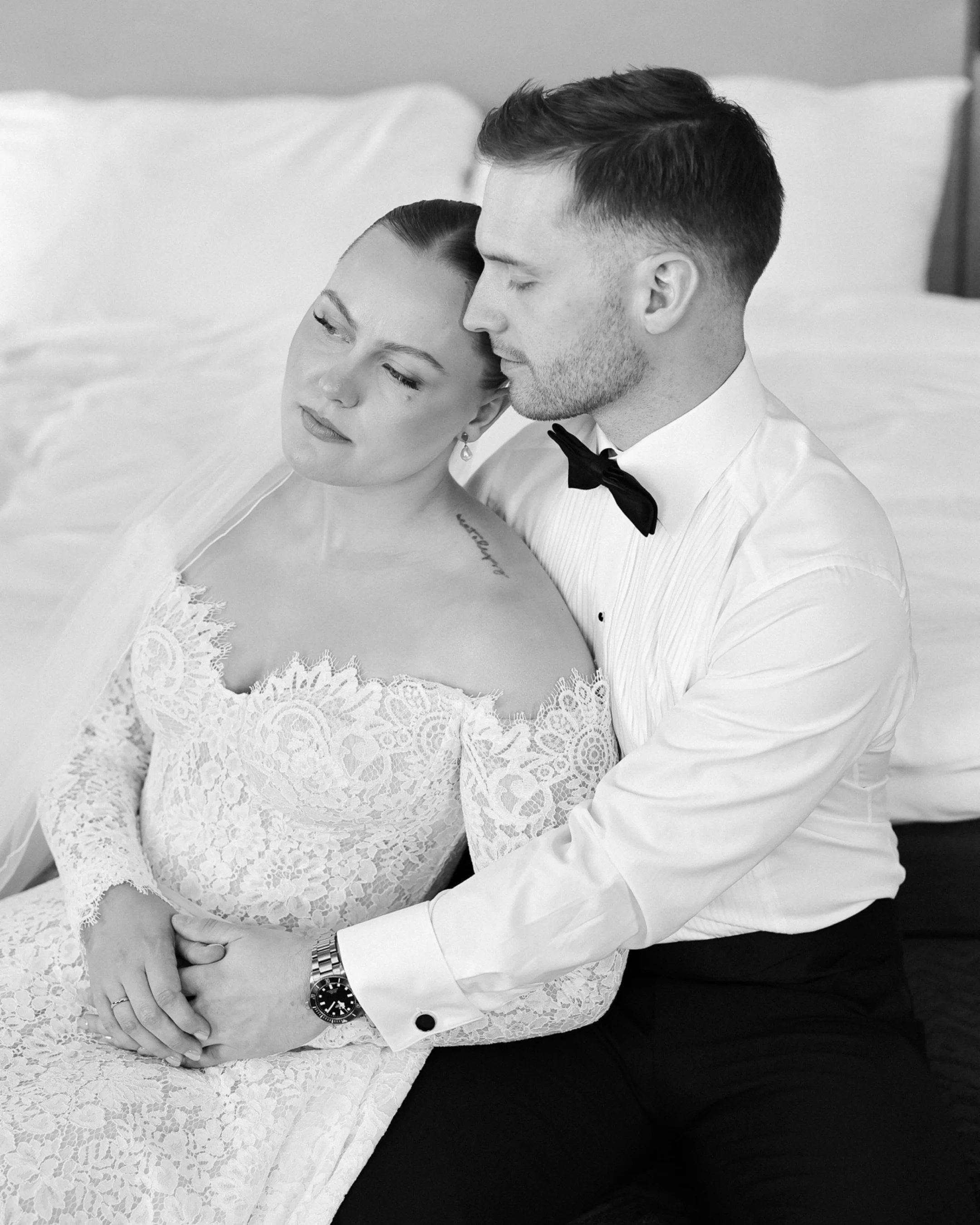 N+K sin nydelige first look og portretter p&aring; Hotel Victoria 📸🤍
