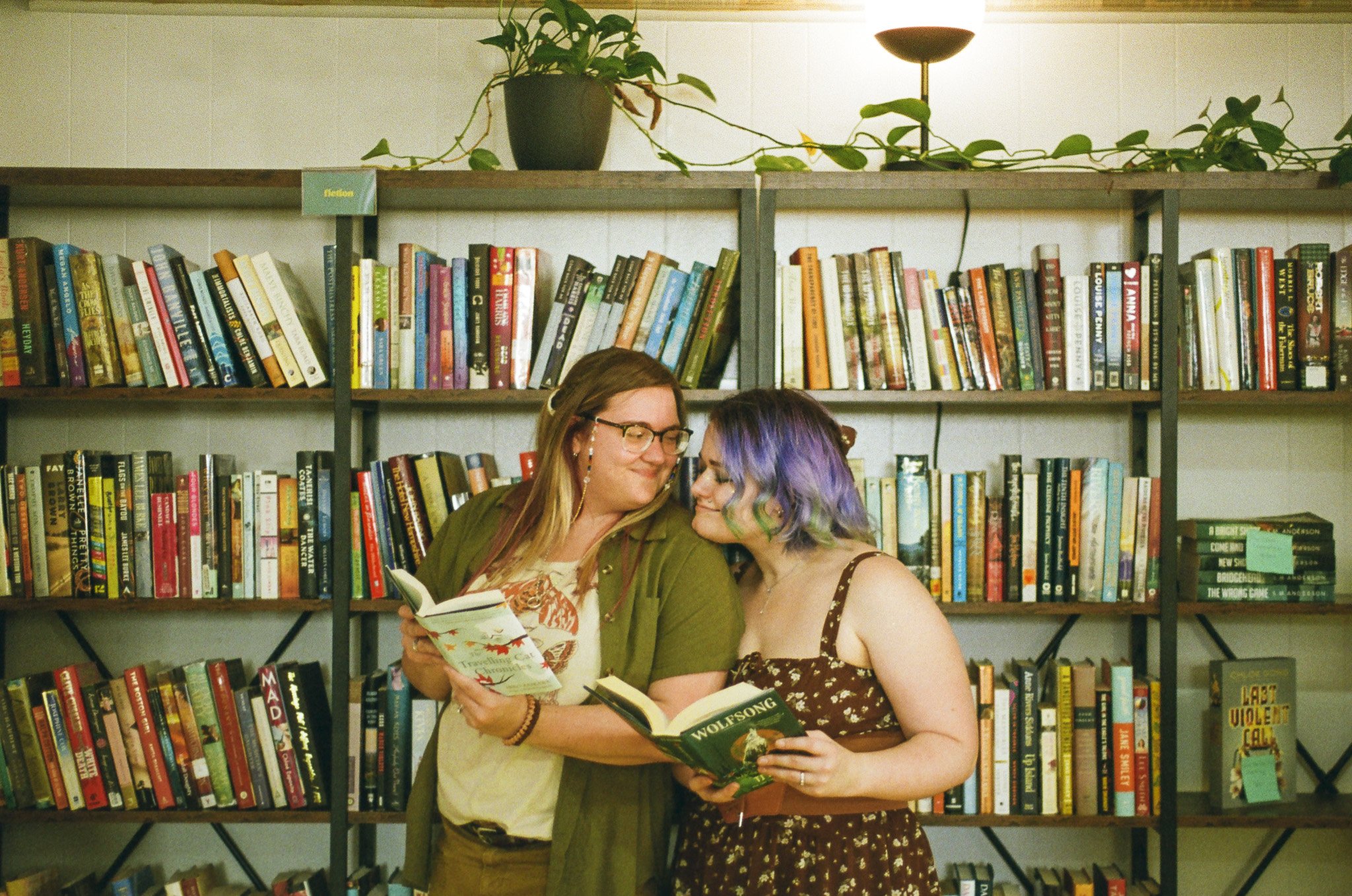 A+L's bookstore couples' session