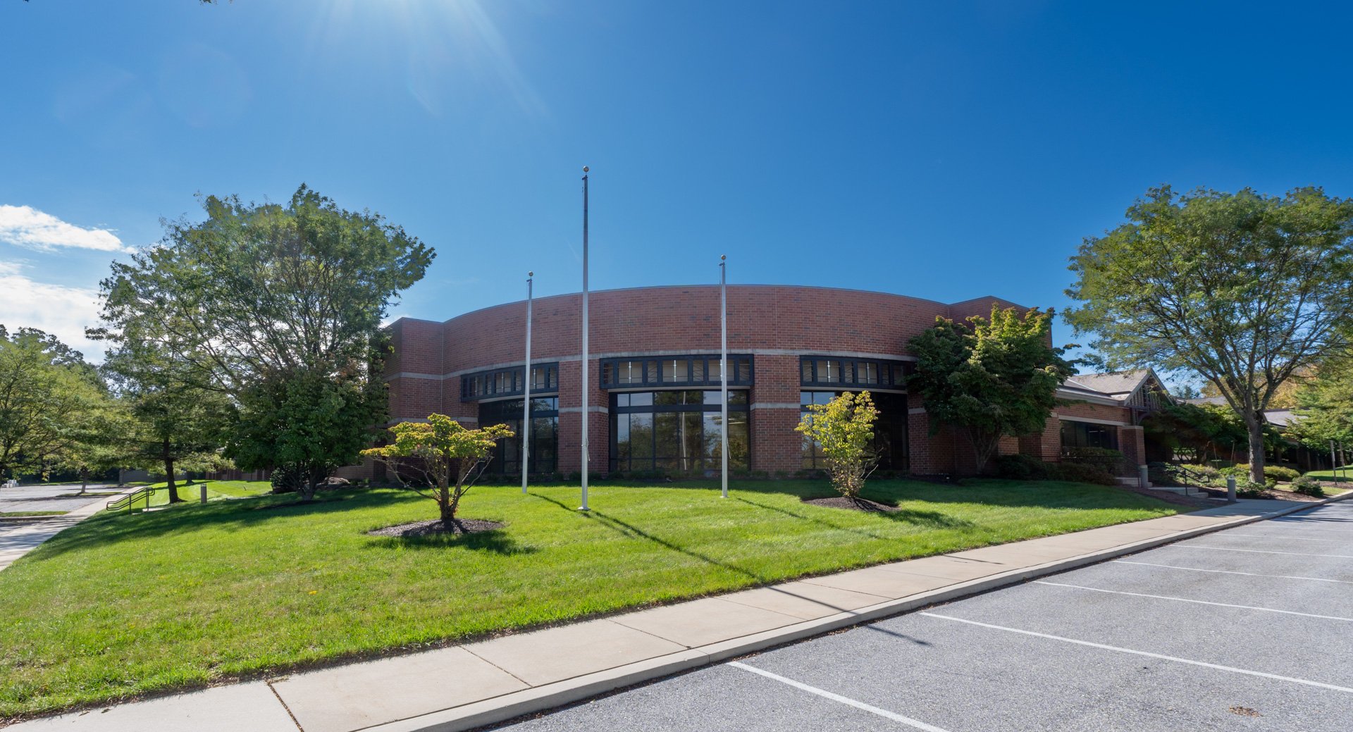 405 Eagleview-08505-WEB.jpg