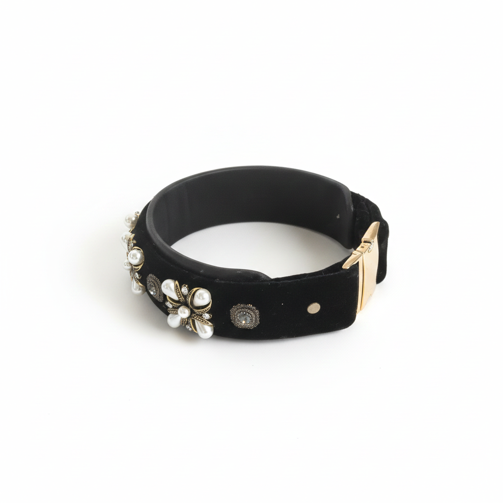 Refined Elegance Velvet Collar