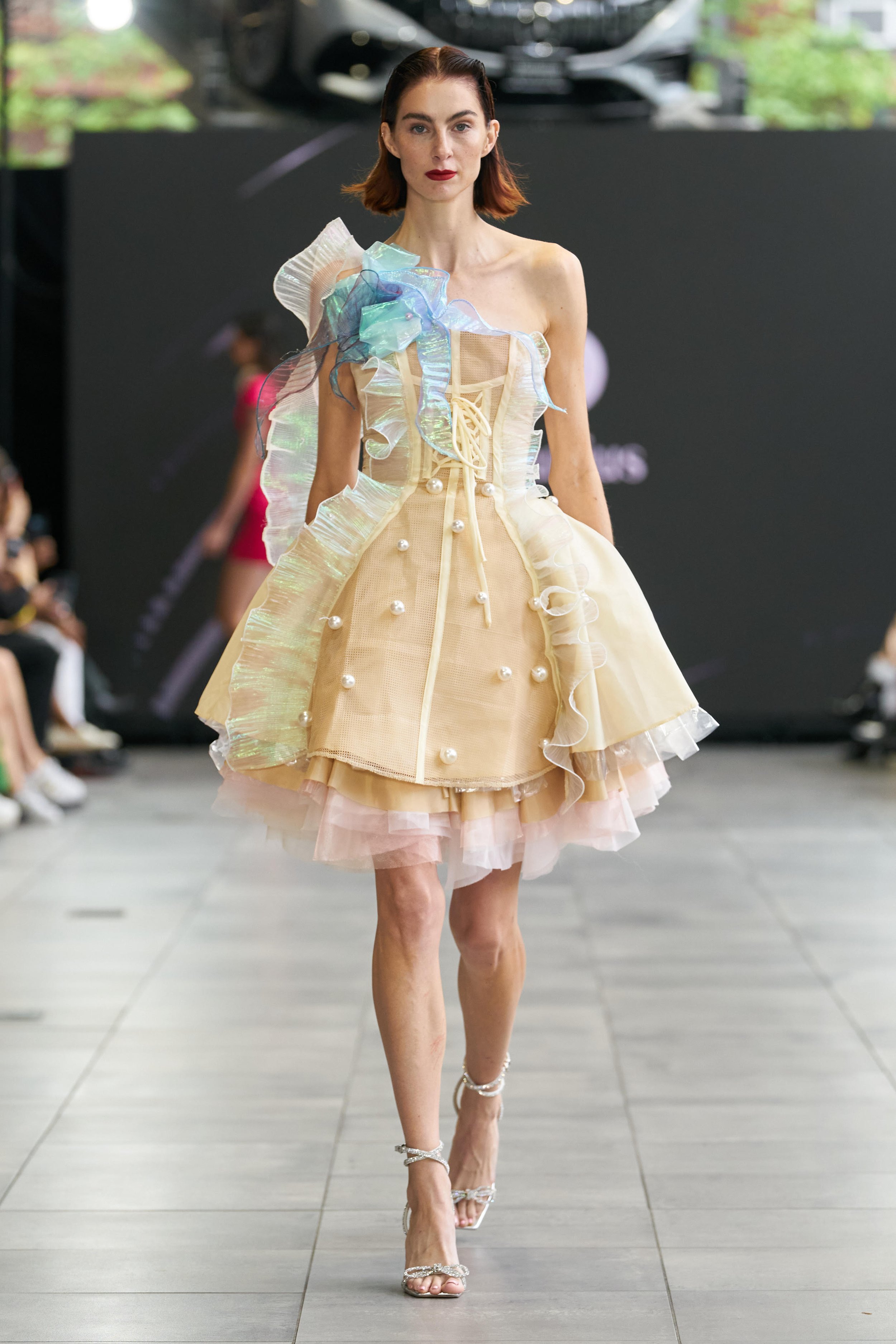 LOOK 1 | @karagall
